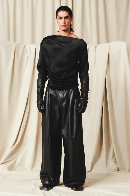 Maxwell Black sold by Salt Murphy