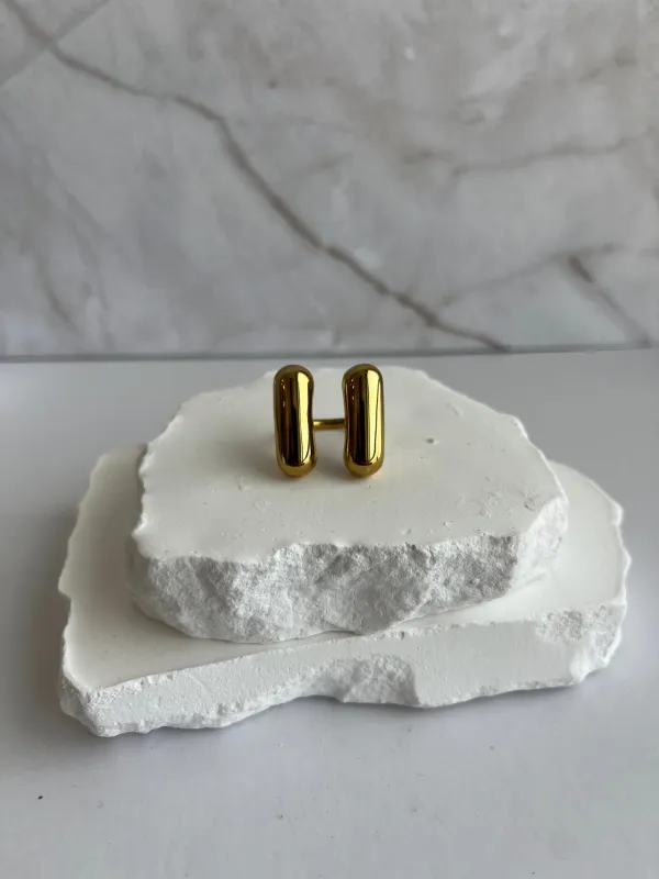 Bel ring sold by Rareify02