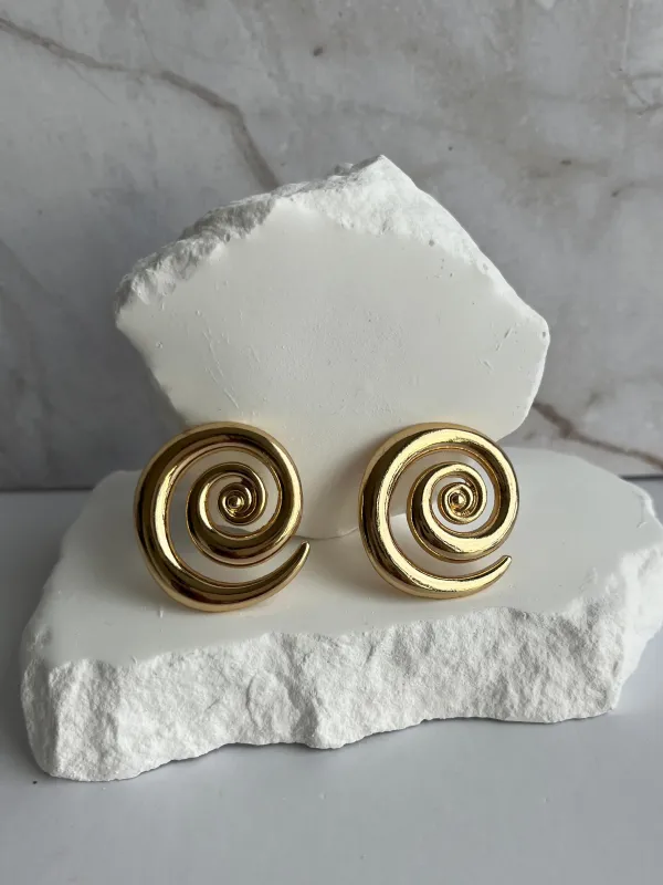 IT girl swirl earrings sold by Rareify02
