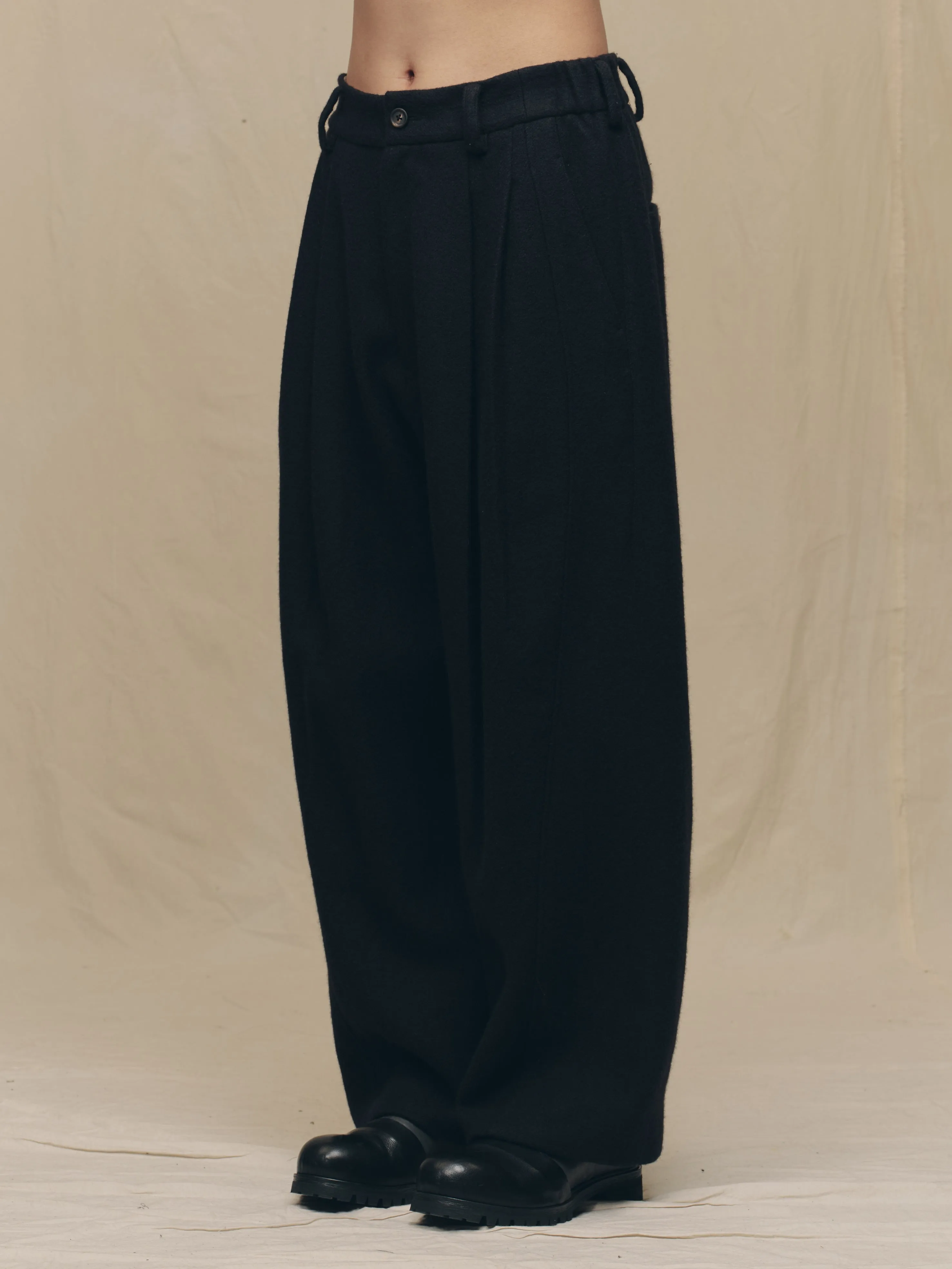 PLEATED DROP CROTCH TROUSERS sold by ziggy chen product image thumbnail 2