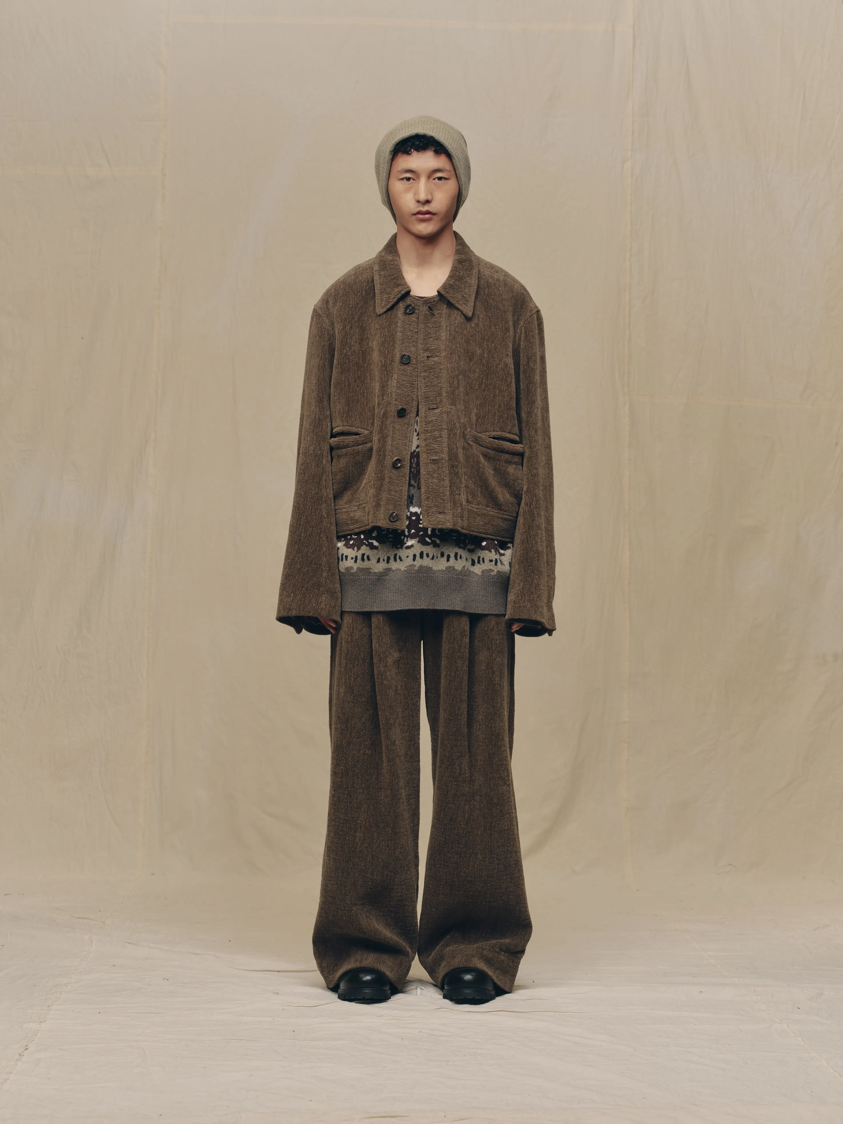 CHENILLE CLOTH CROPPED WORKER sold by ziggy chen