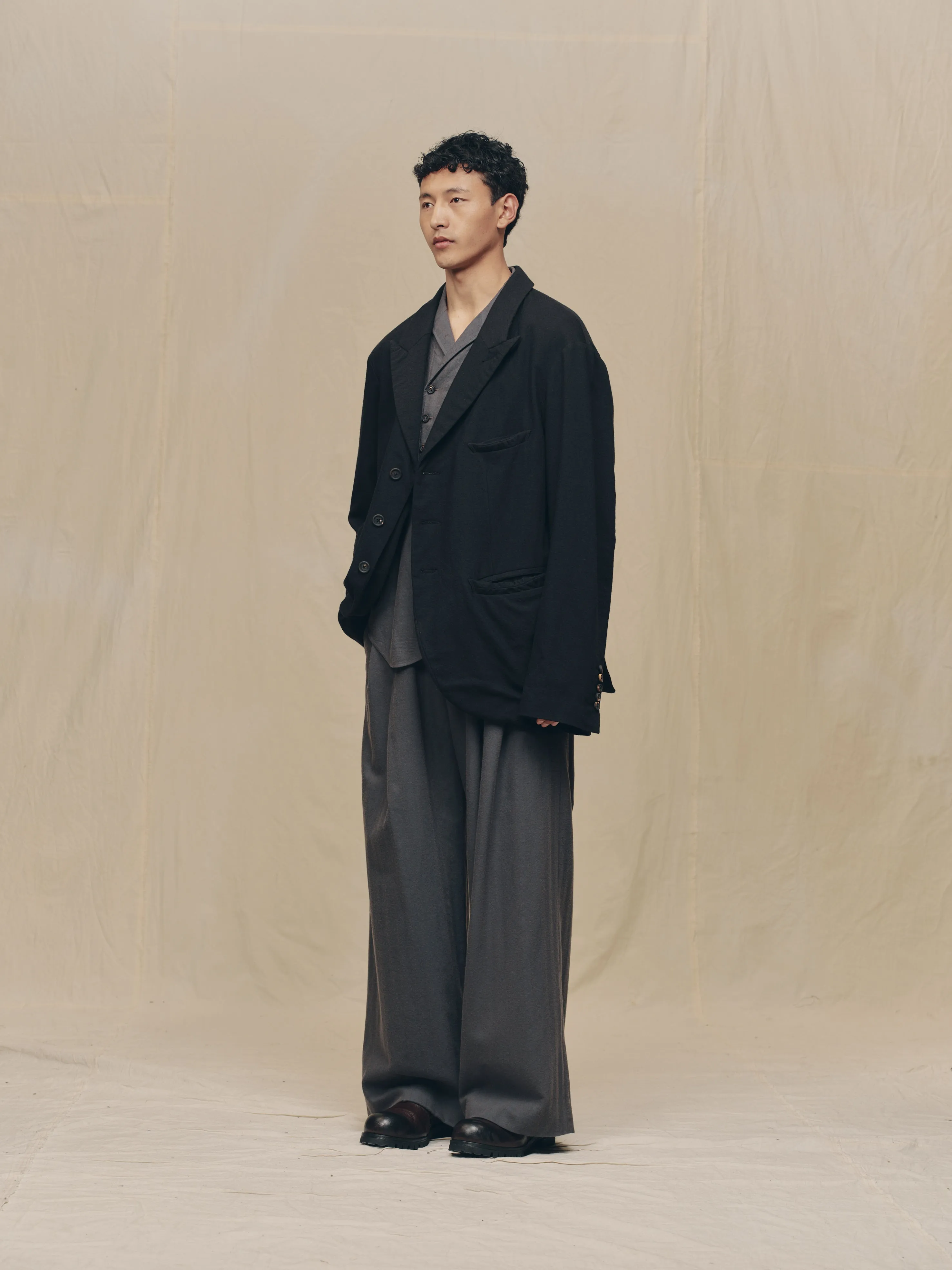 THREE BUTTON BLAZER sold by ziggy chen product image thumbnail 2