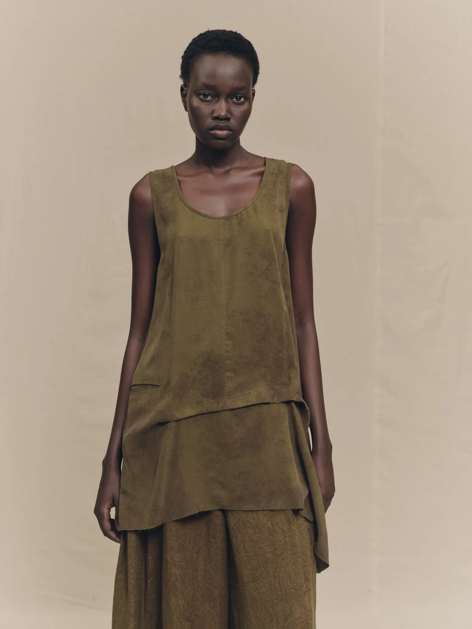 ASYMMETRIC TOP sold by ziggy chen product image thumbnail 5