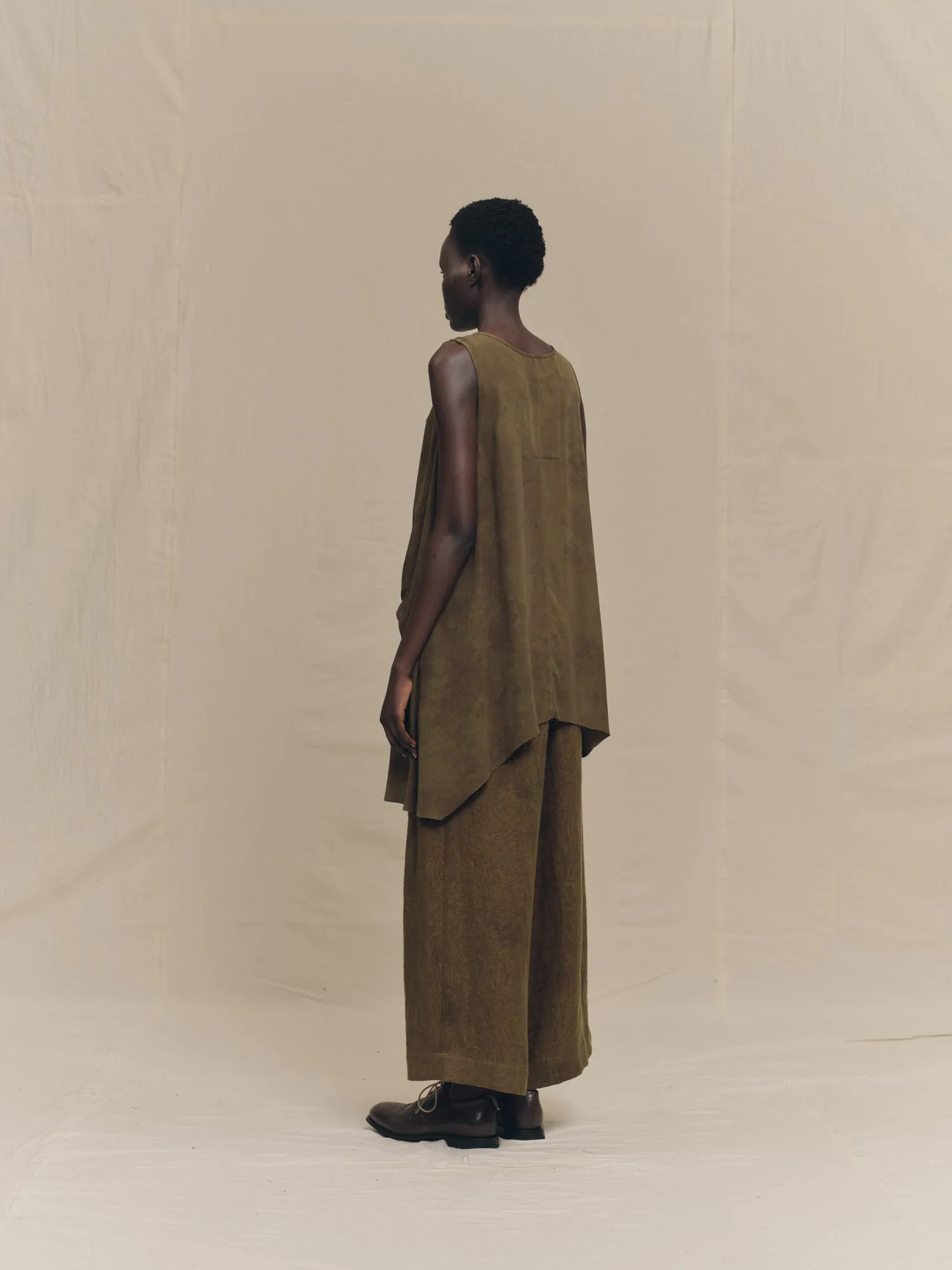 ASYMMETRIC TOP sold by ziggy chen product image thumbnail 3