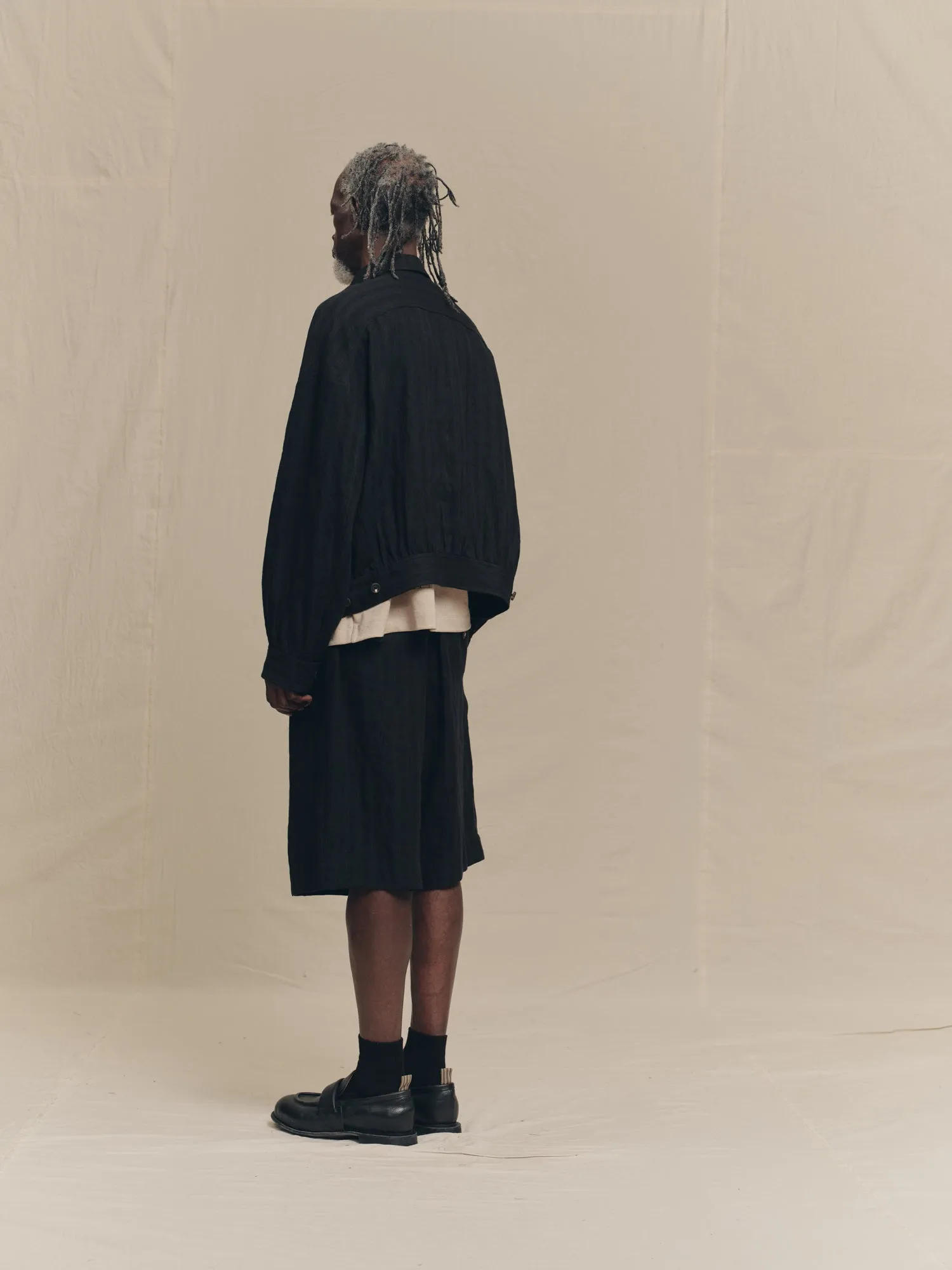 SPREAD COLLAR CROPPED JACKET sold by ziggy chen product image thumbnail 3