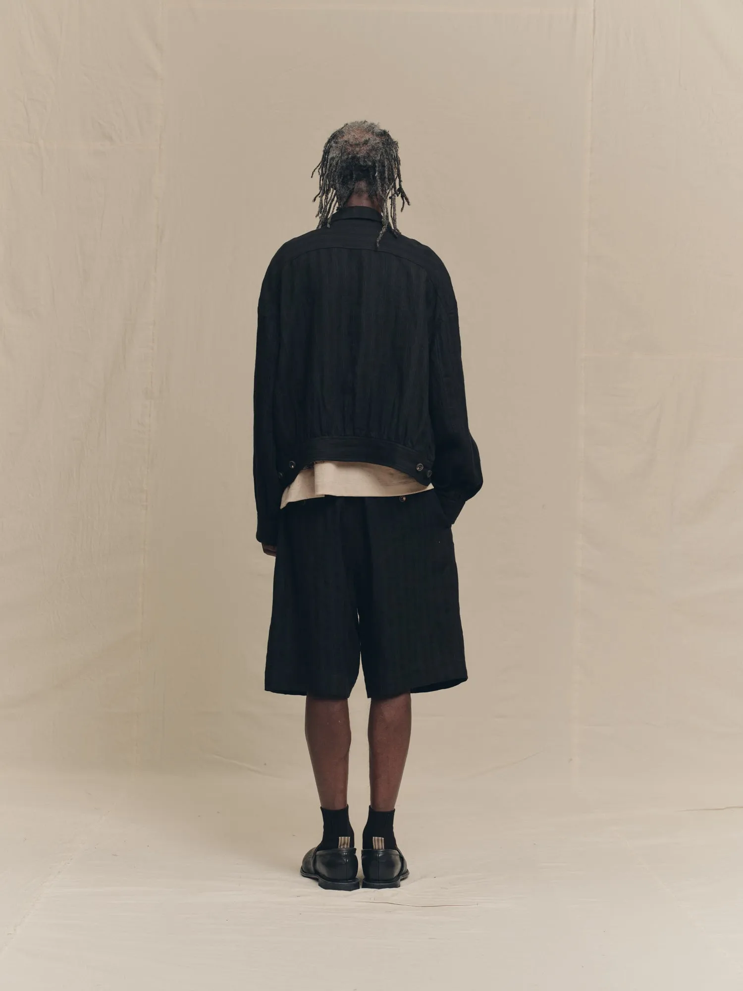 SPREAD COLLAR CROPPED JACKET sold by ziggy chen product image thumbnail 4