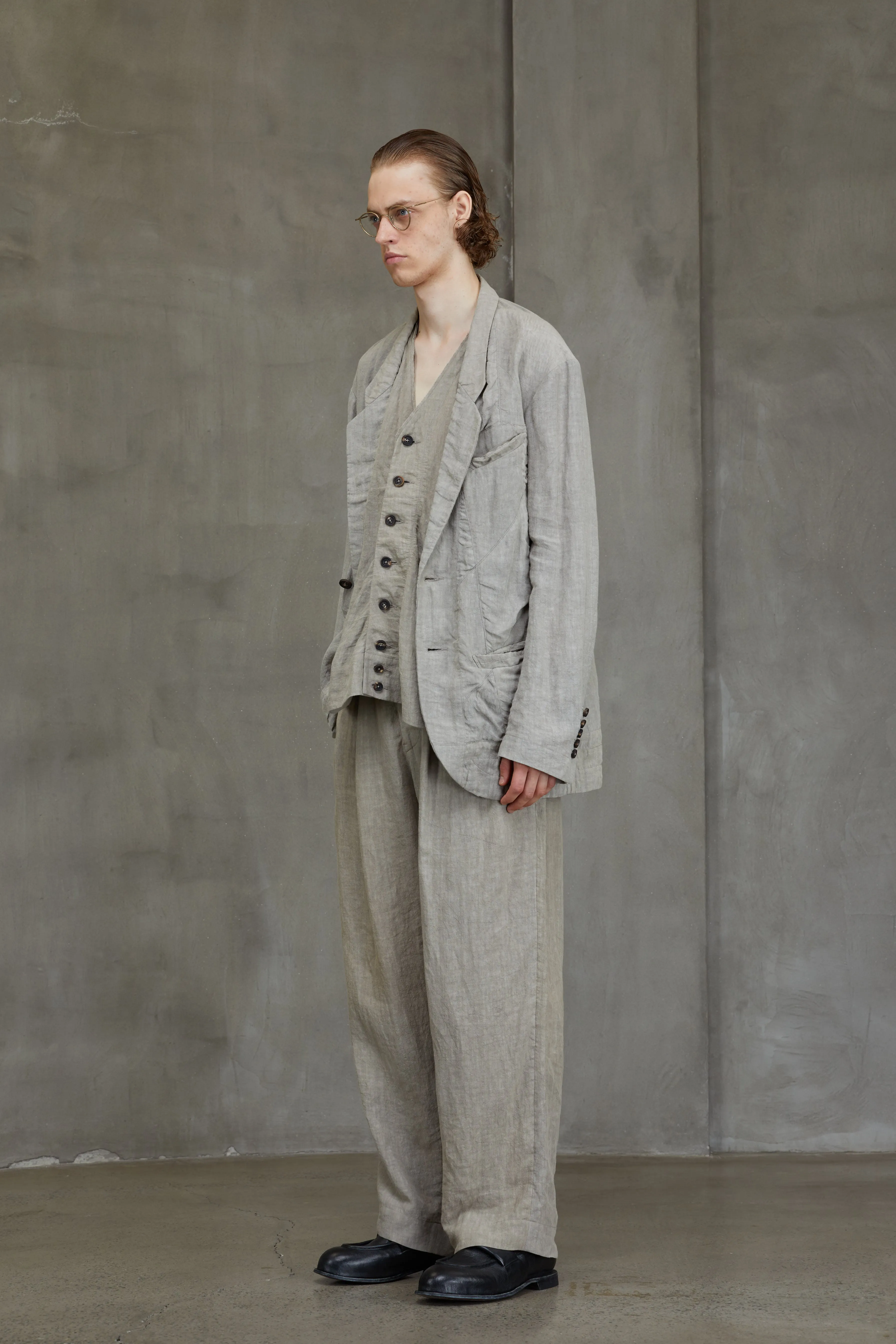 HIDDEN PATCHWORK 2 BUTTON JACKET sold by ziggy chen product image thumbnail 2