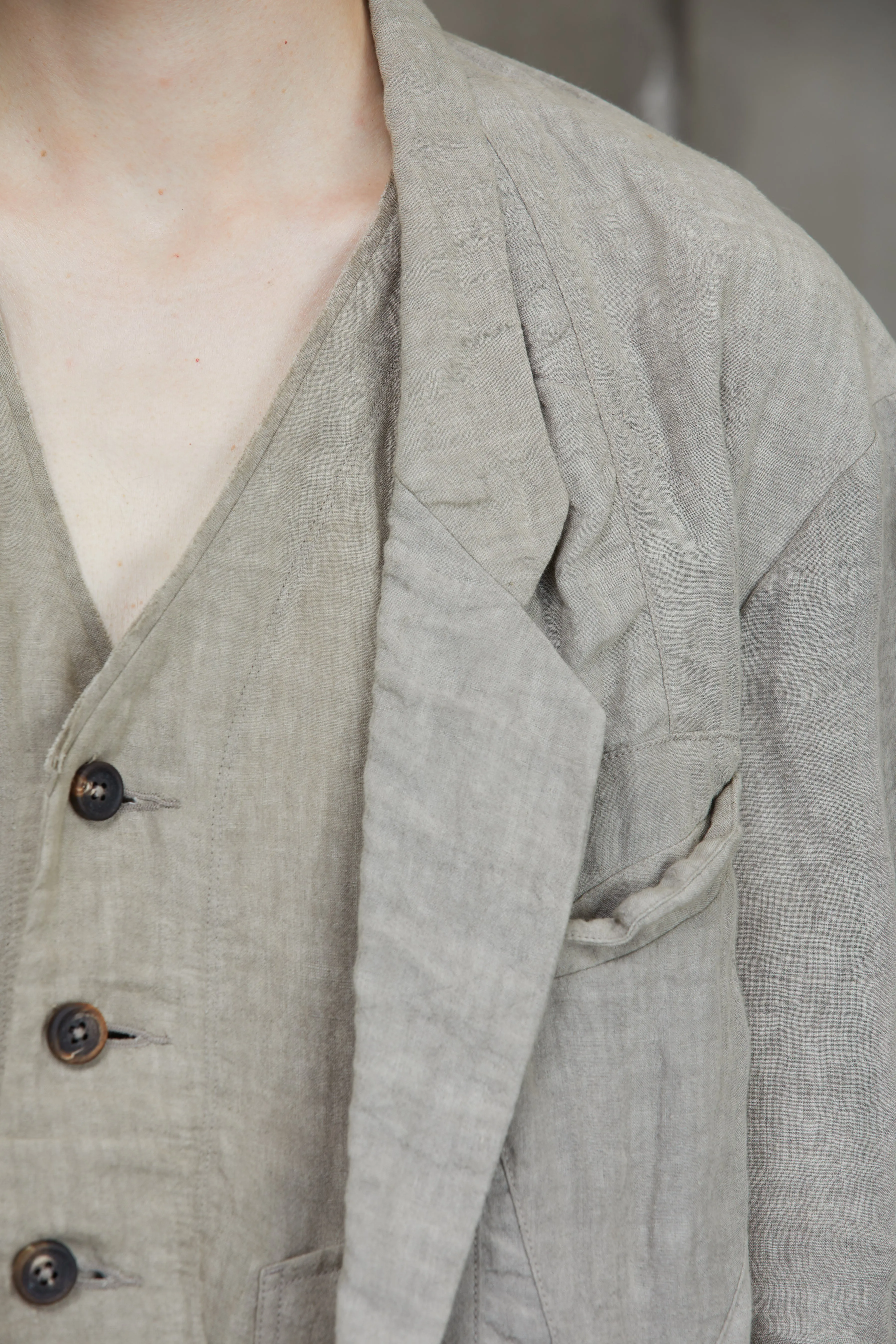 HIDDEN PATCHWORK 2 BUTTON JACKET sold by ziggy chen product image thumbnail 5