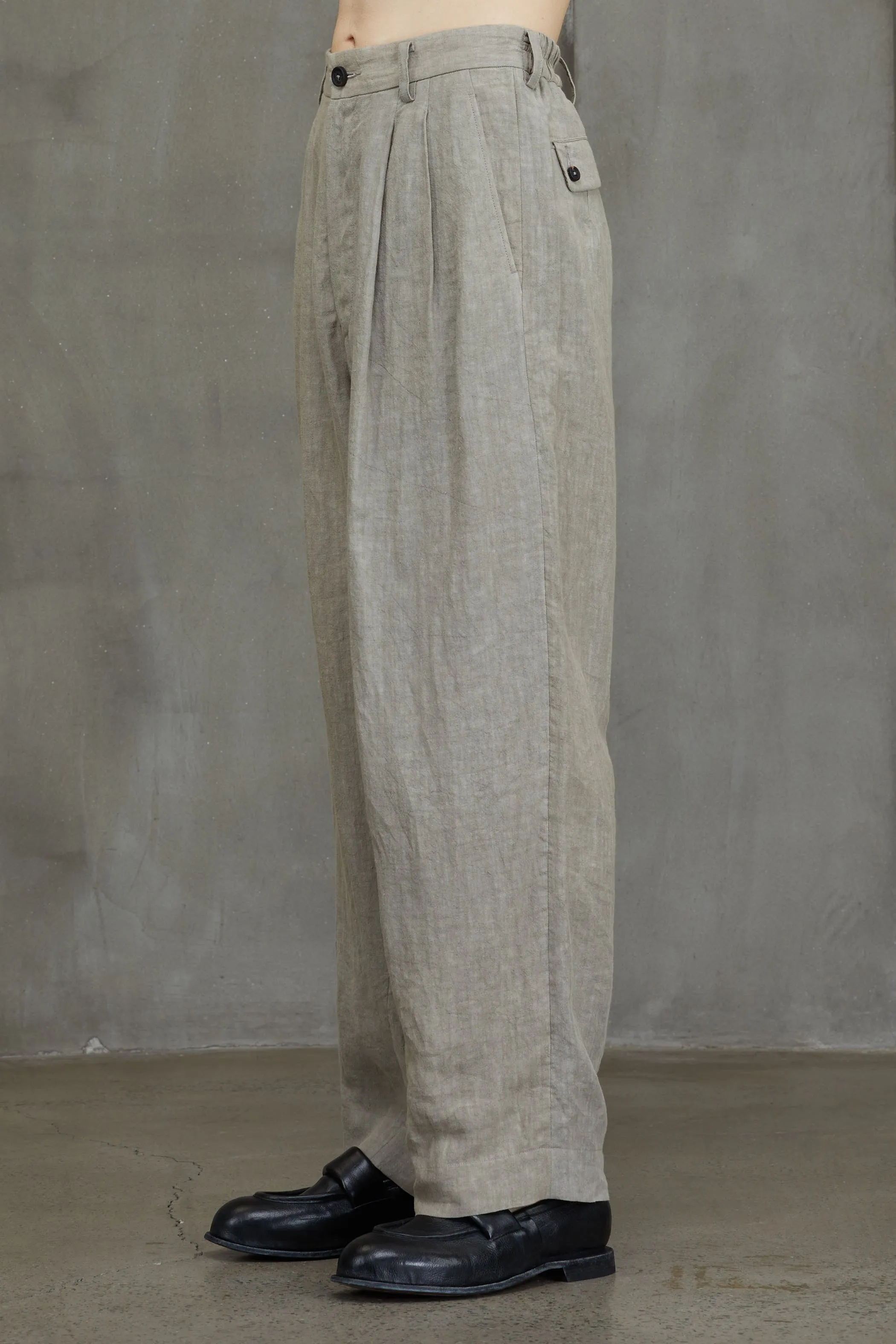 FRONT PLEATS WIDE LEG TROUSERS sold by ziggy chen product image thumbnail 2