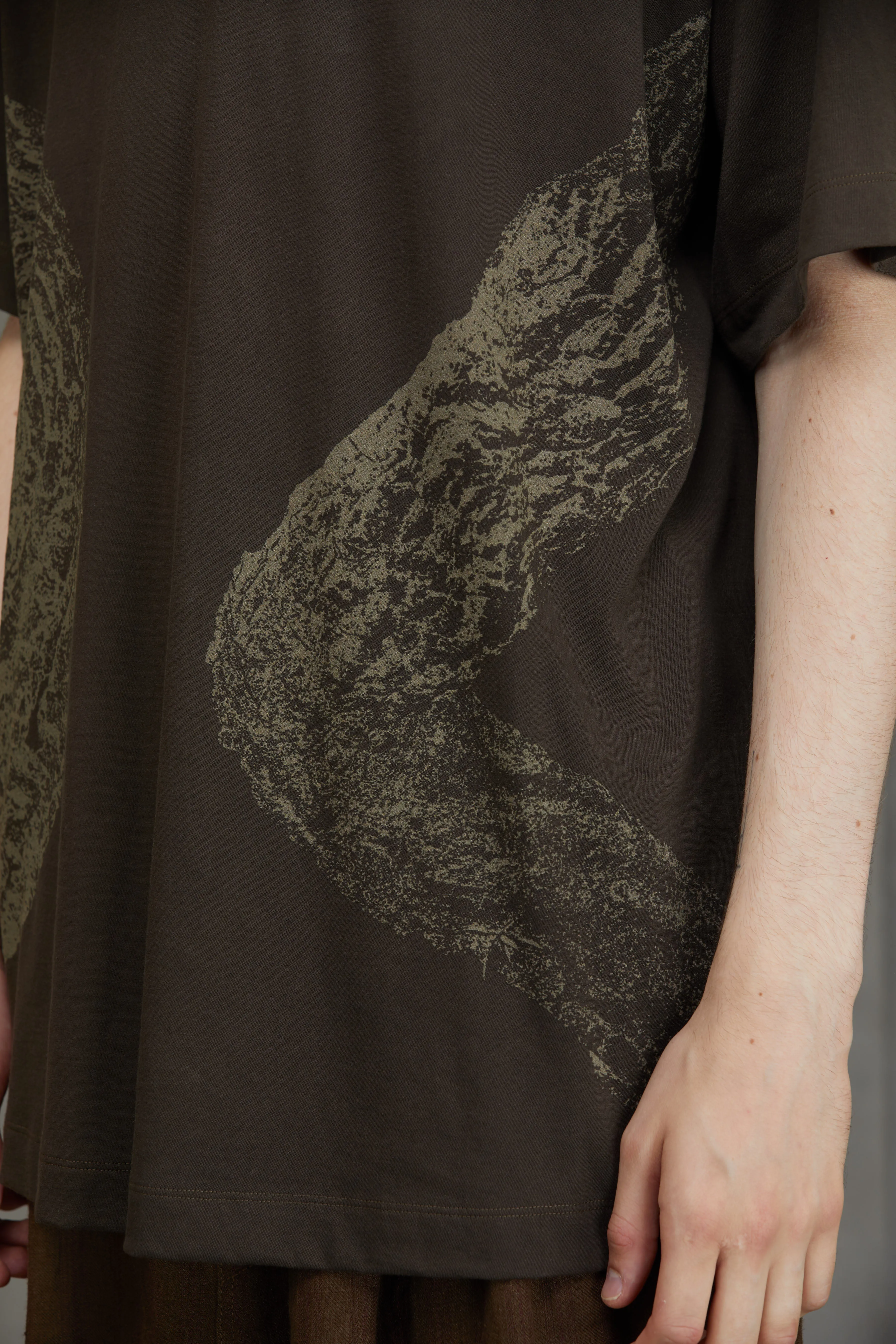 DIGITAL PRINT OVERSIZED T-SHIRT sold by ziggy chen product image thumbnail 5