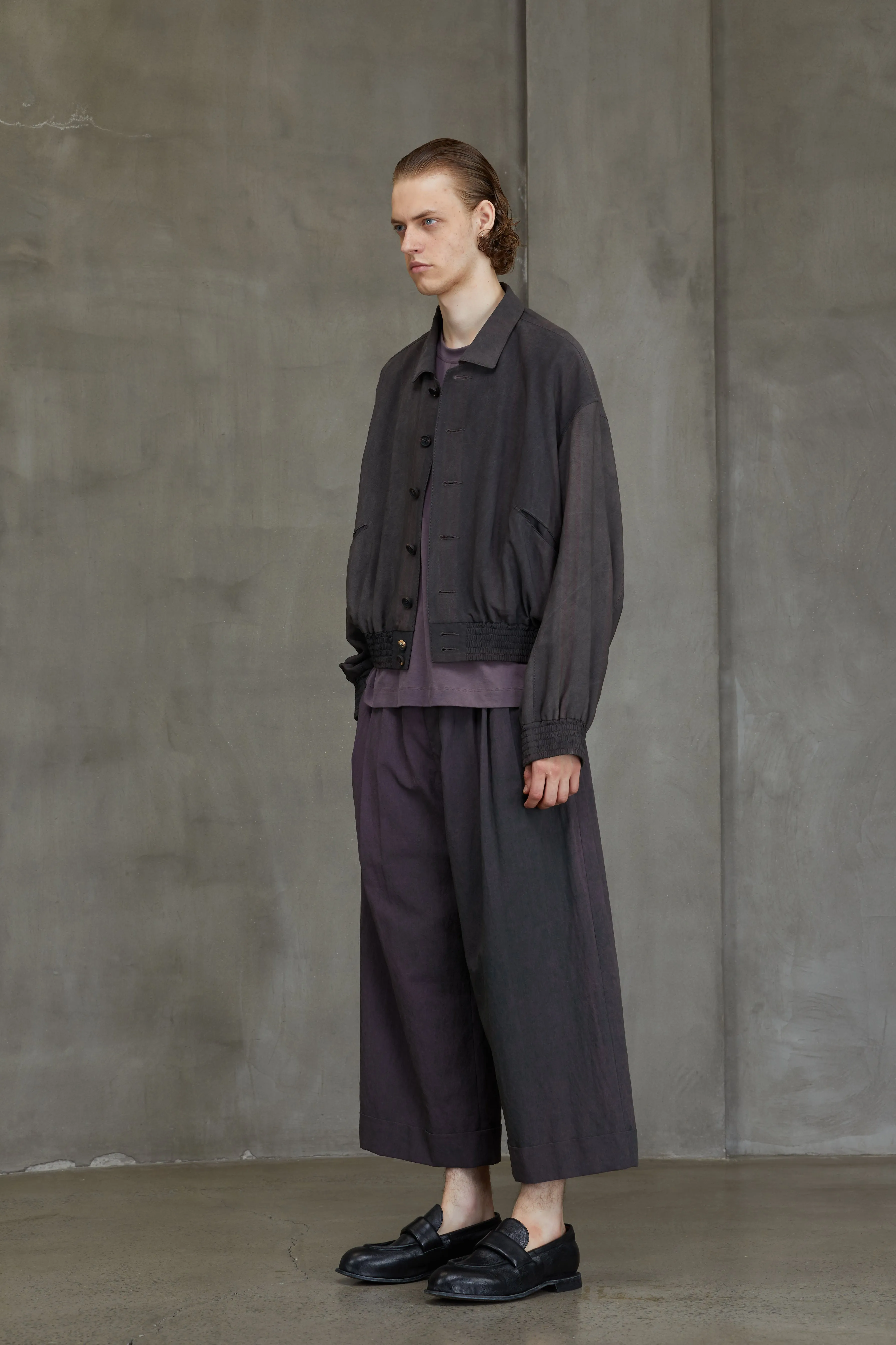 SPREAD COLLAR CROPPED JACKET sold by ziggy chen product image thumbnail 2