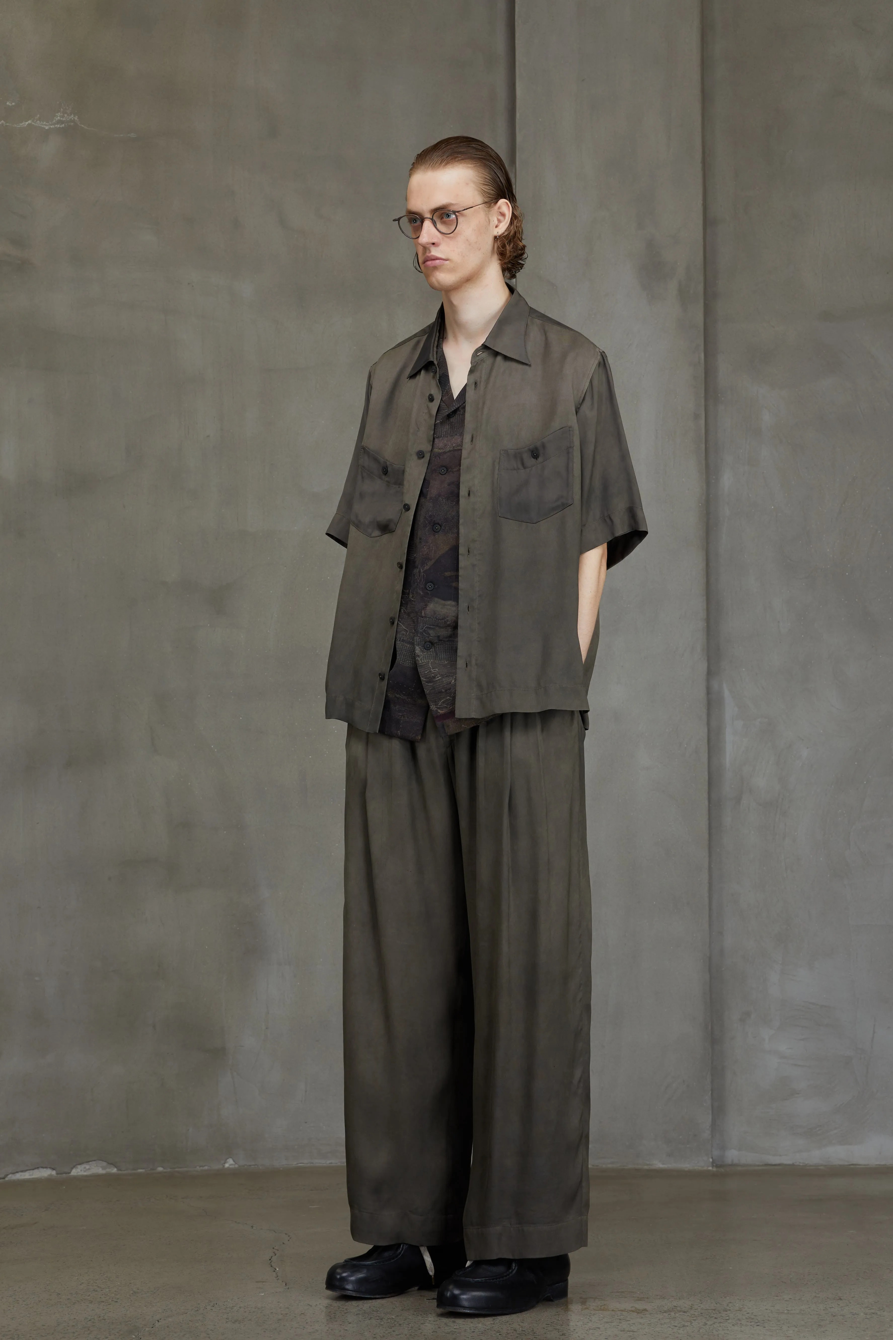 SPREAD COLLAR SHORT SLEEVE SHIRT sold by ziggy chen product image thumbnail 2