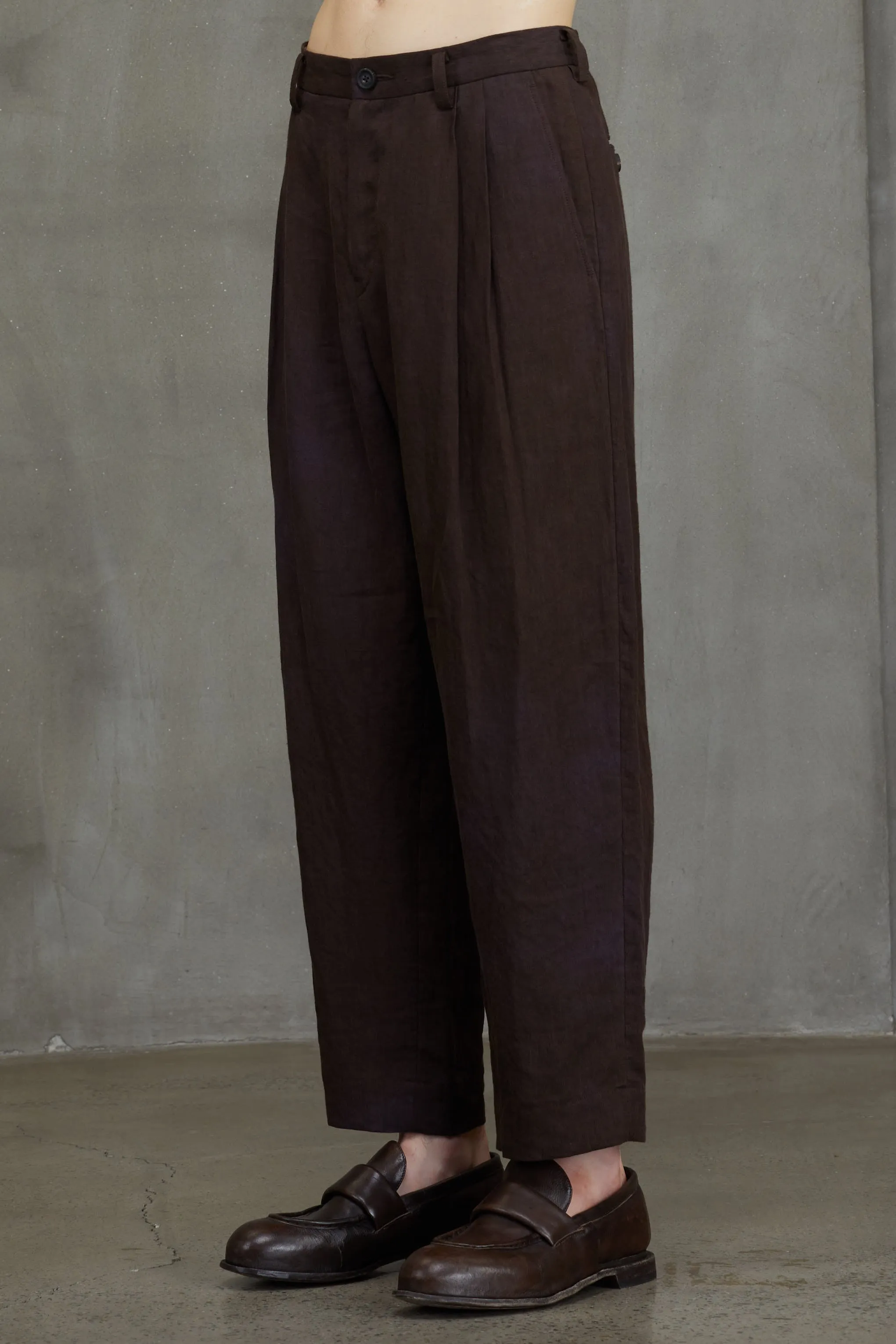 FRONT PLEATS TAPERED TROUSERS sold by ziggy chen product image thumbnail 2