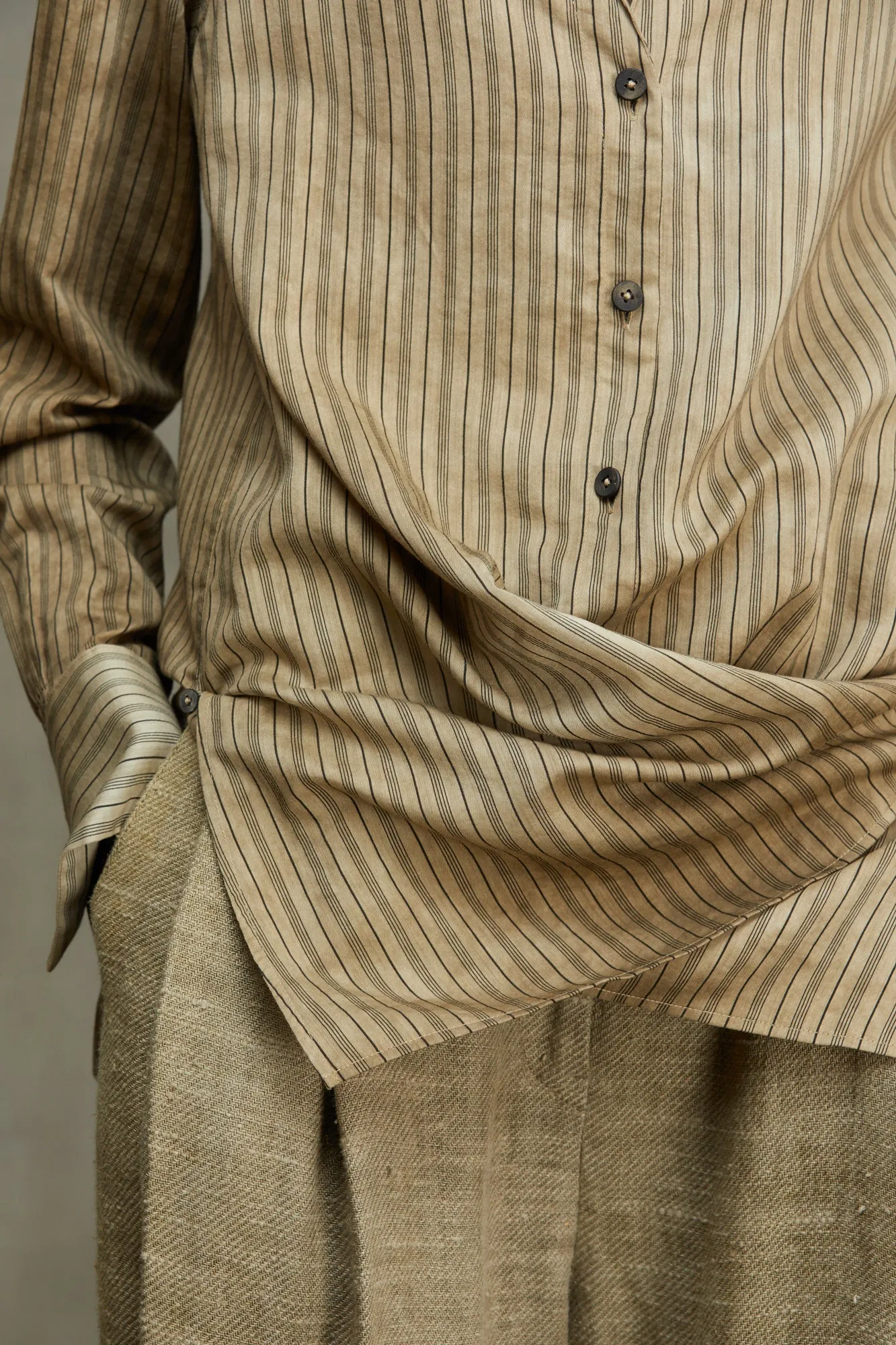 V-NECK STRIPED SHIRT sold by ziggy chen product image thumbnail 5