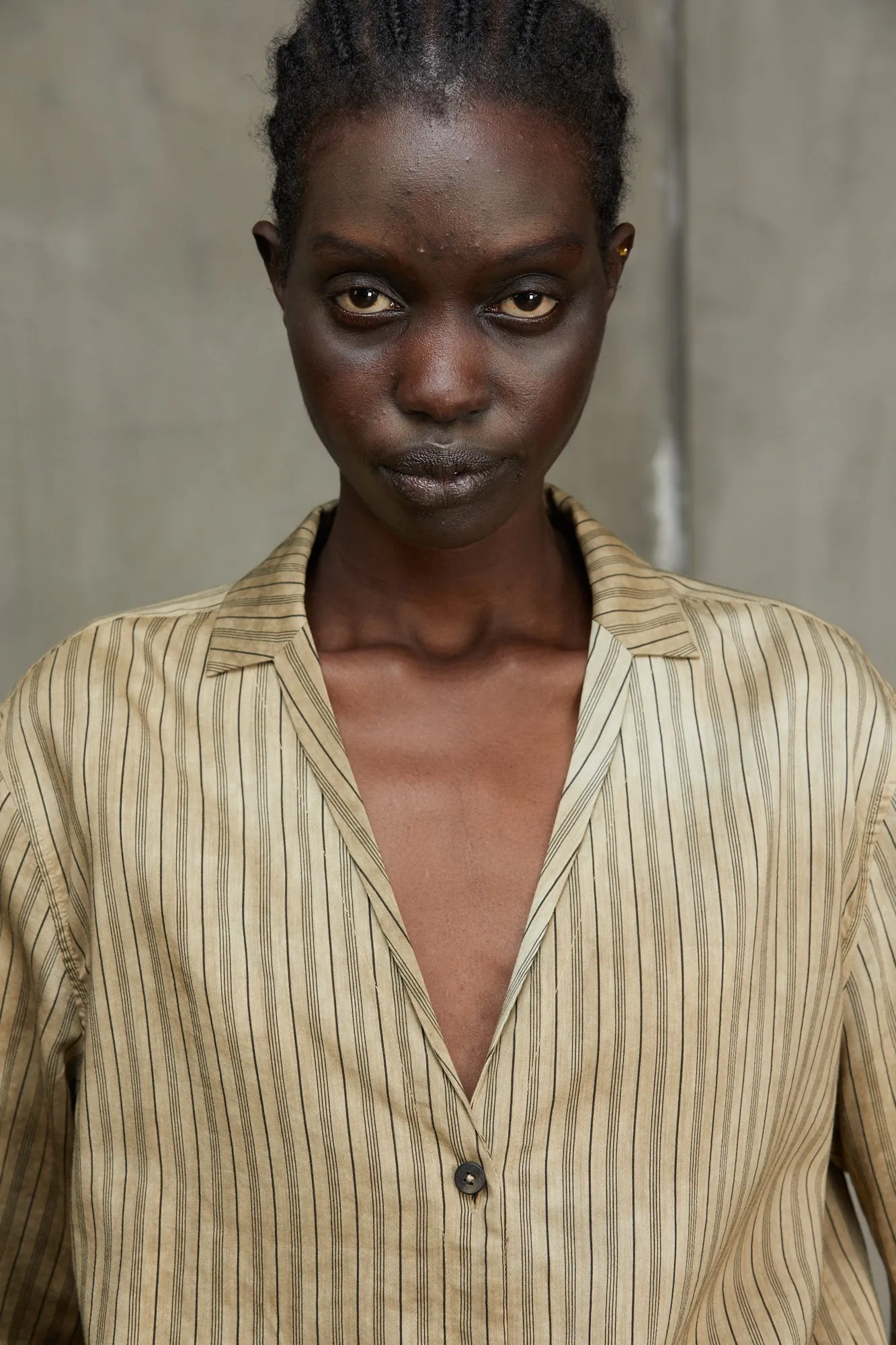 V-NECK STRIPED SHIRT sold by ziggy chen product image thumbnail 4