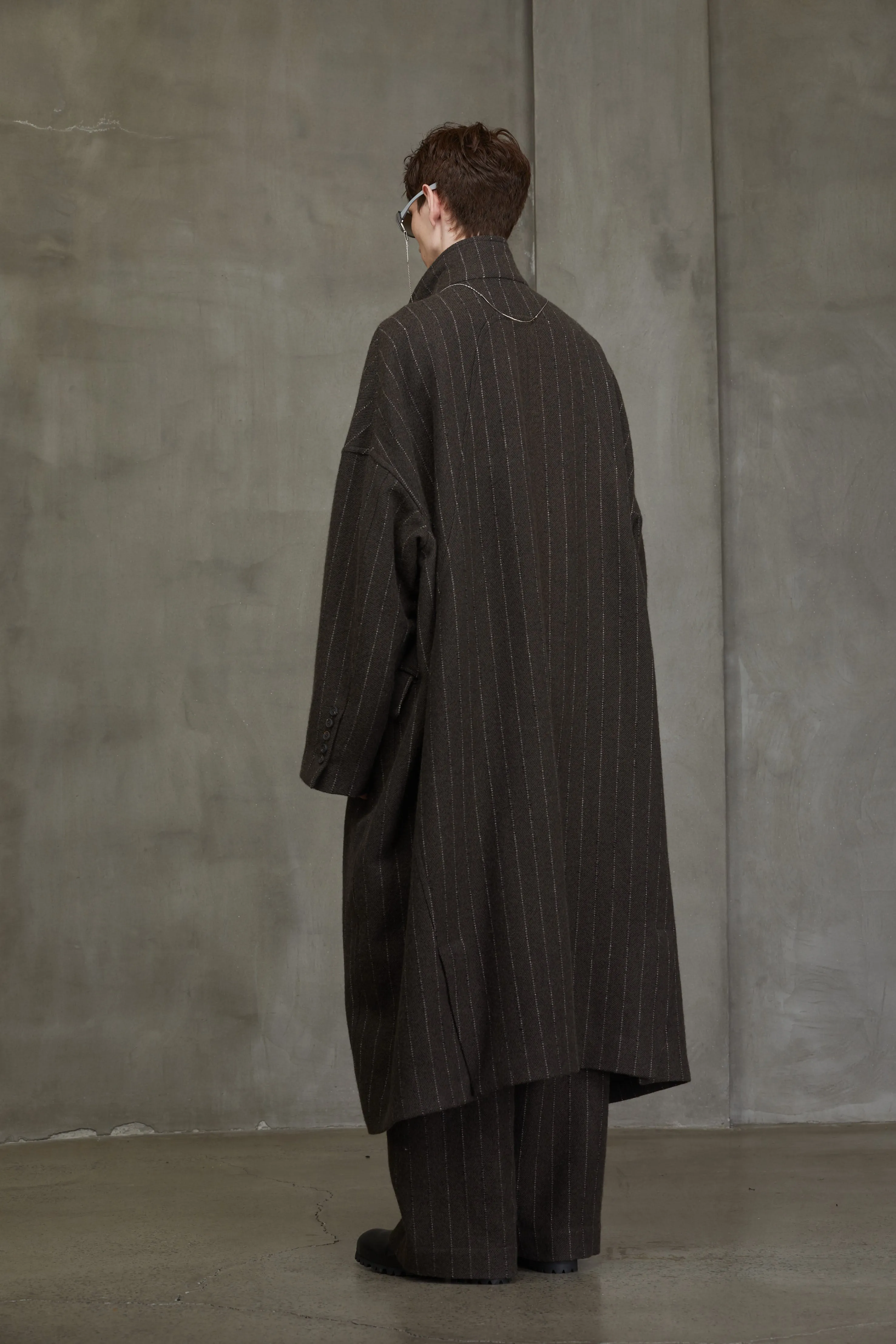OVERSIZED HIGH COLLAR LONG COAT sold by ziggy chen product image thumbnail 3