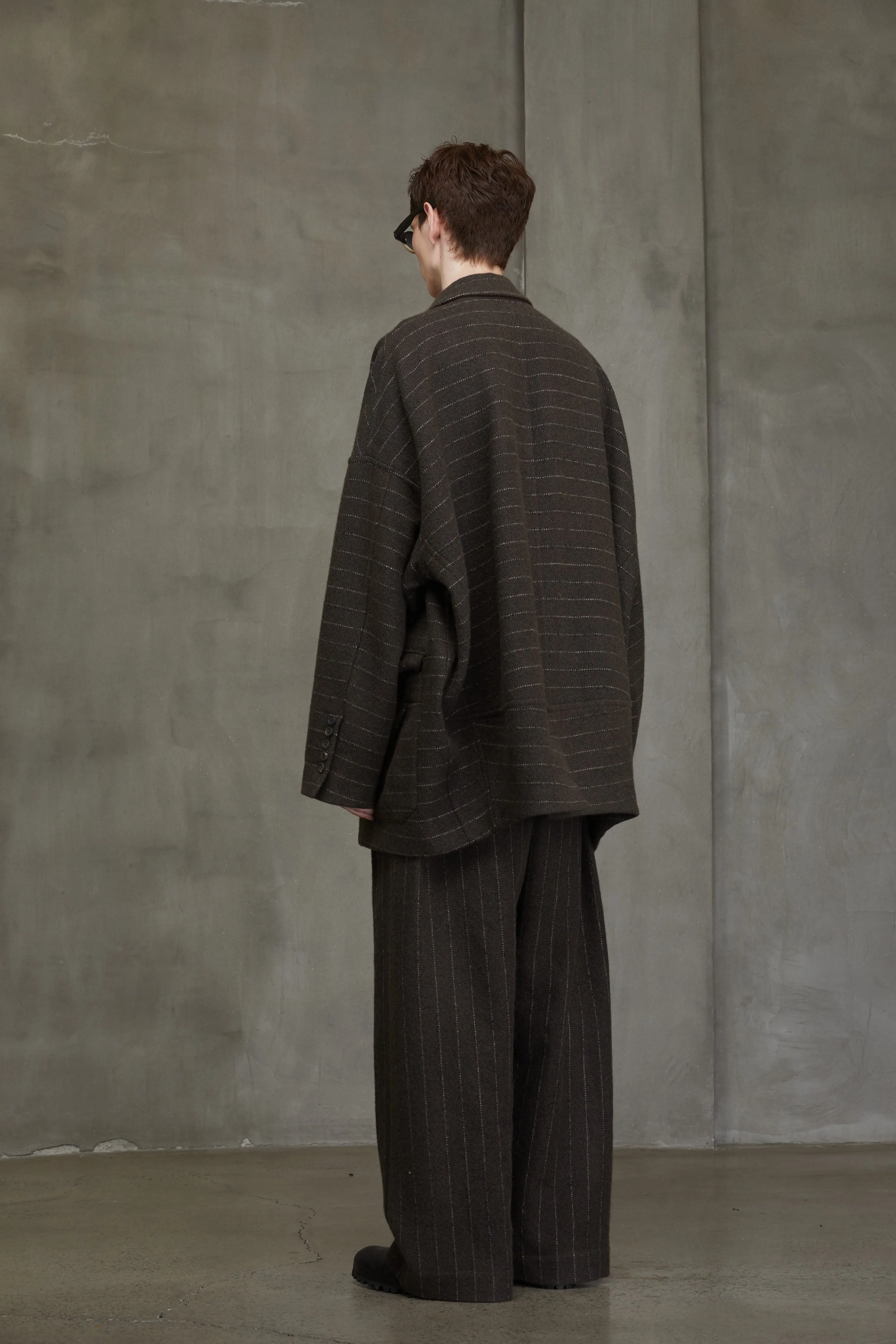 NOTCH COLLAR SHORT COAT sold by ziggy chen product image thumbnail 3