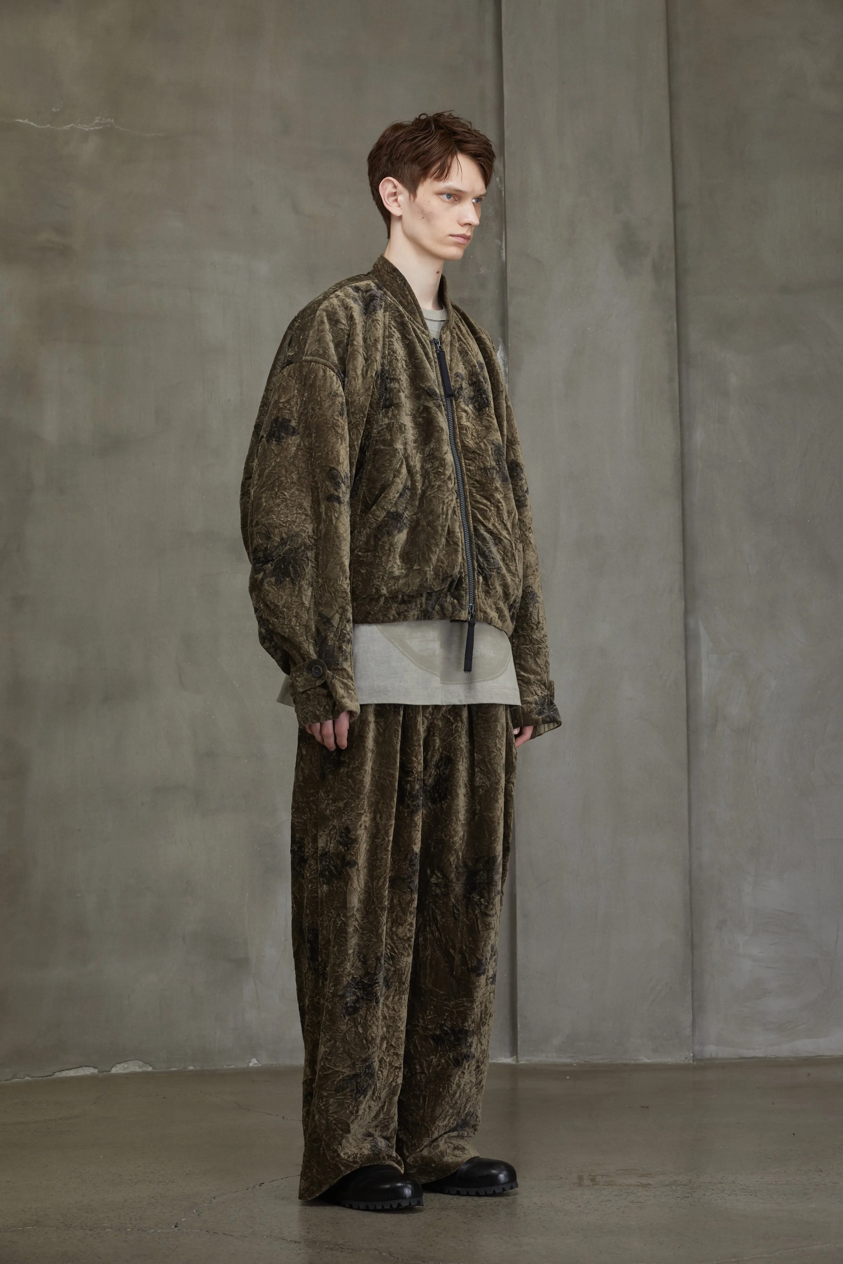 VELVET BOMBER JACKET sold by ziggy chen product image thumbnail 5