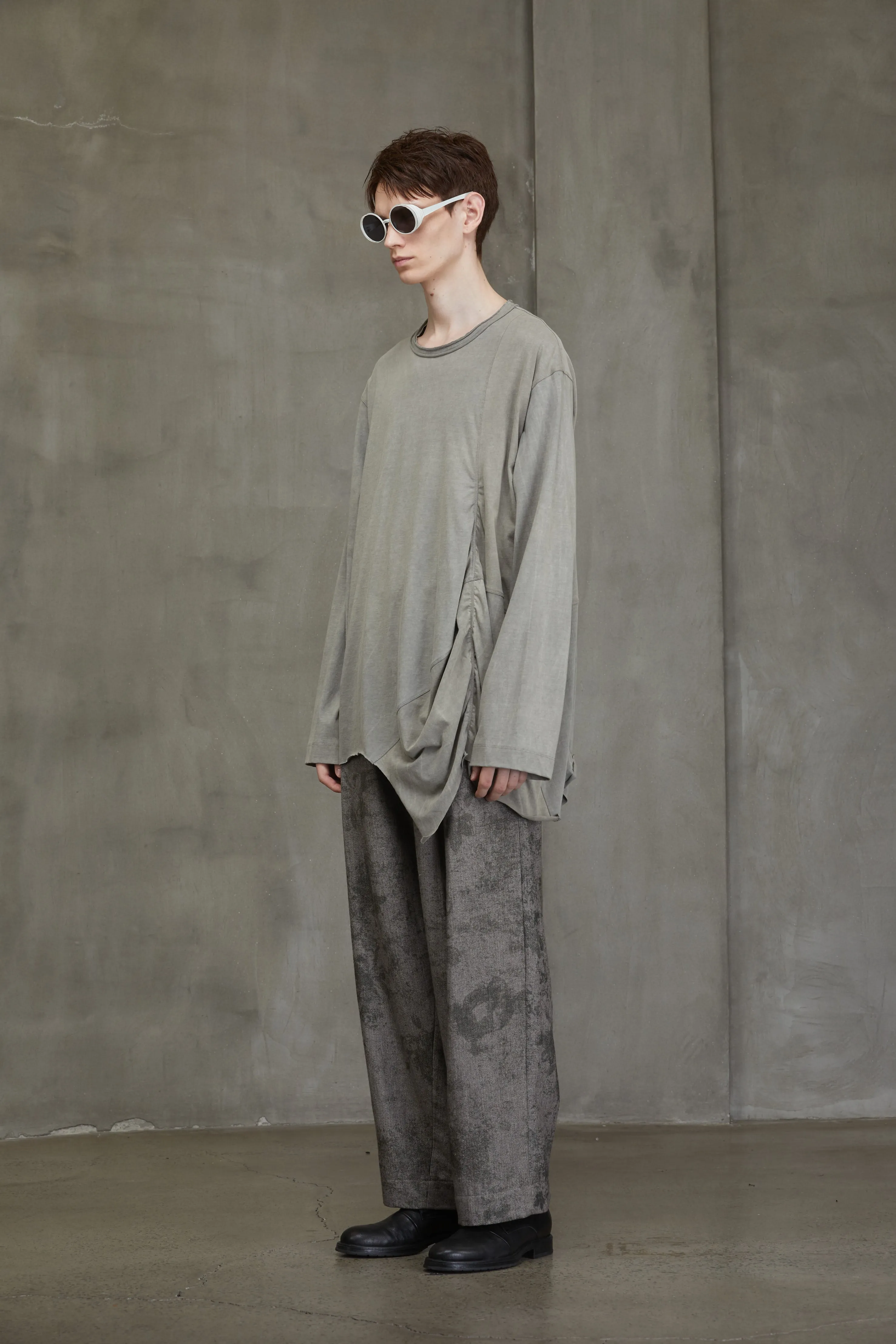 BACK PRINT LONG SLEEVE T-SHIRT sold by ziggy chen product image thumbnail 2