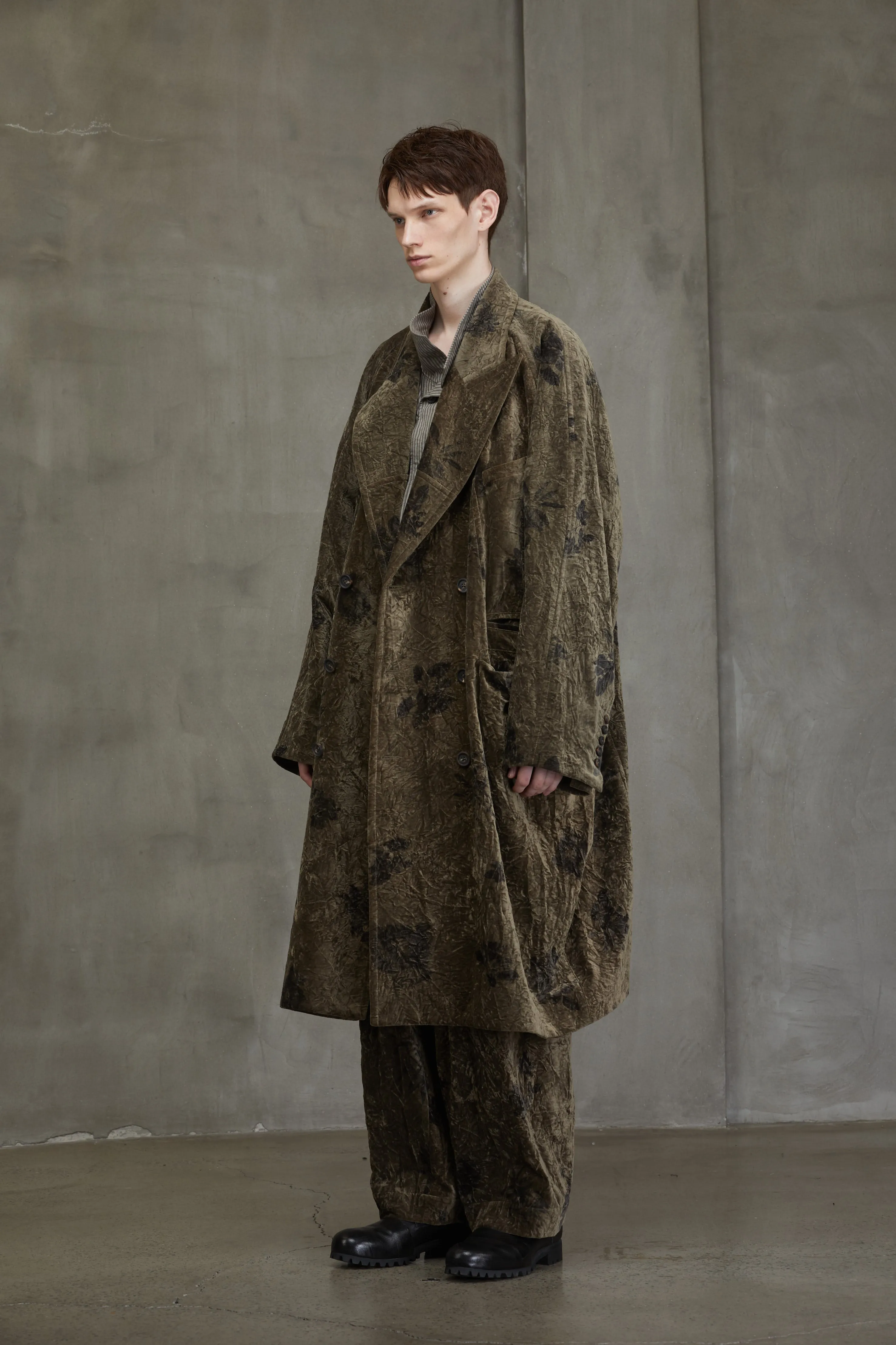 OVERSIZED DOUBLE-BREAST COAT sold by ziggy chen product image thumbnail 2