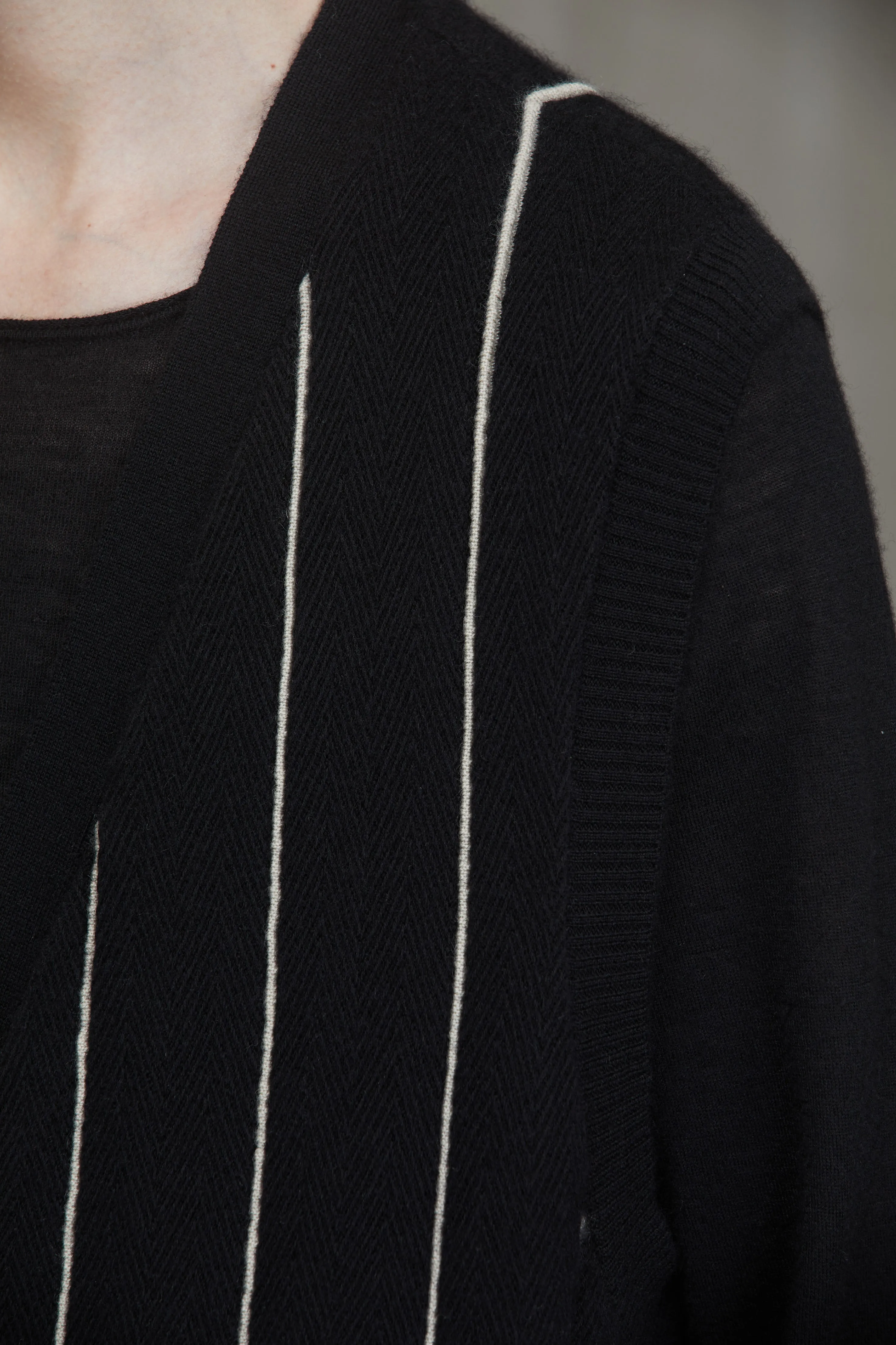 SLEEVELESS CARDIGAN sold by ziggy chen product image thumbnail 5