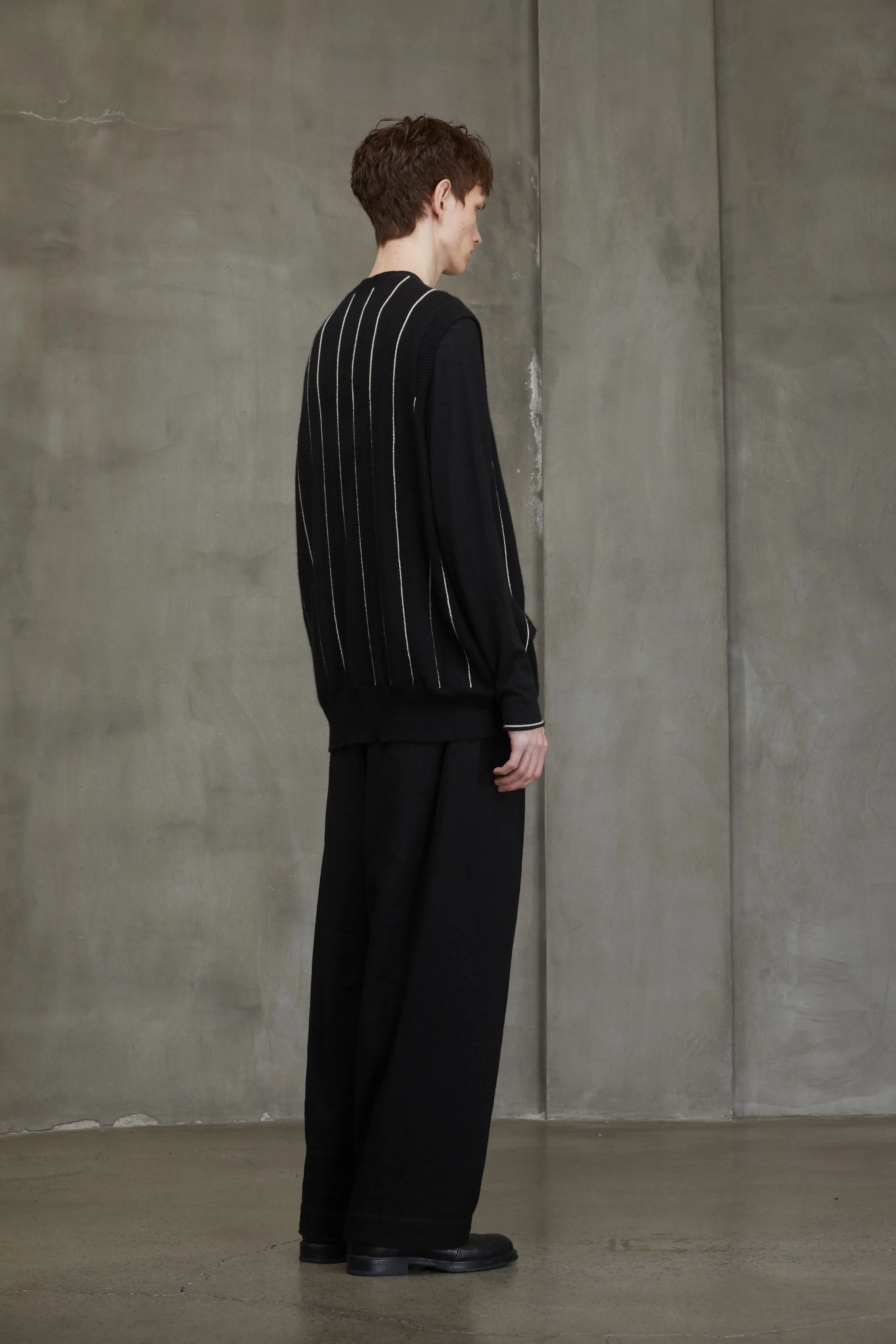 SLEEVELESS CARDIGAN sold by ziggy chen product image thumbnail 4