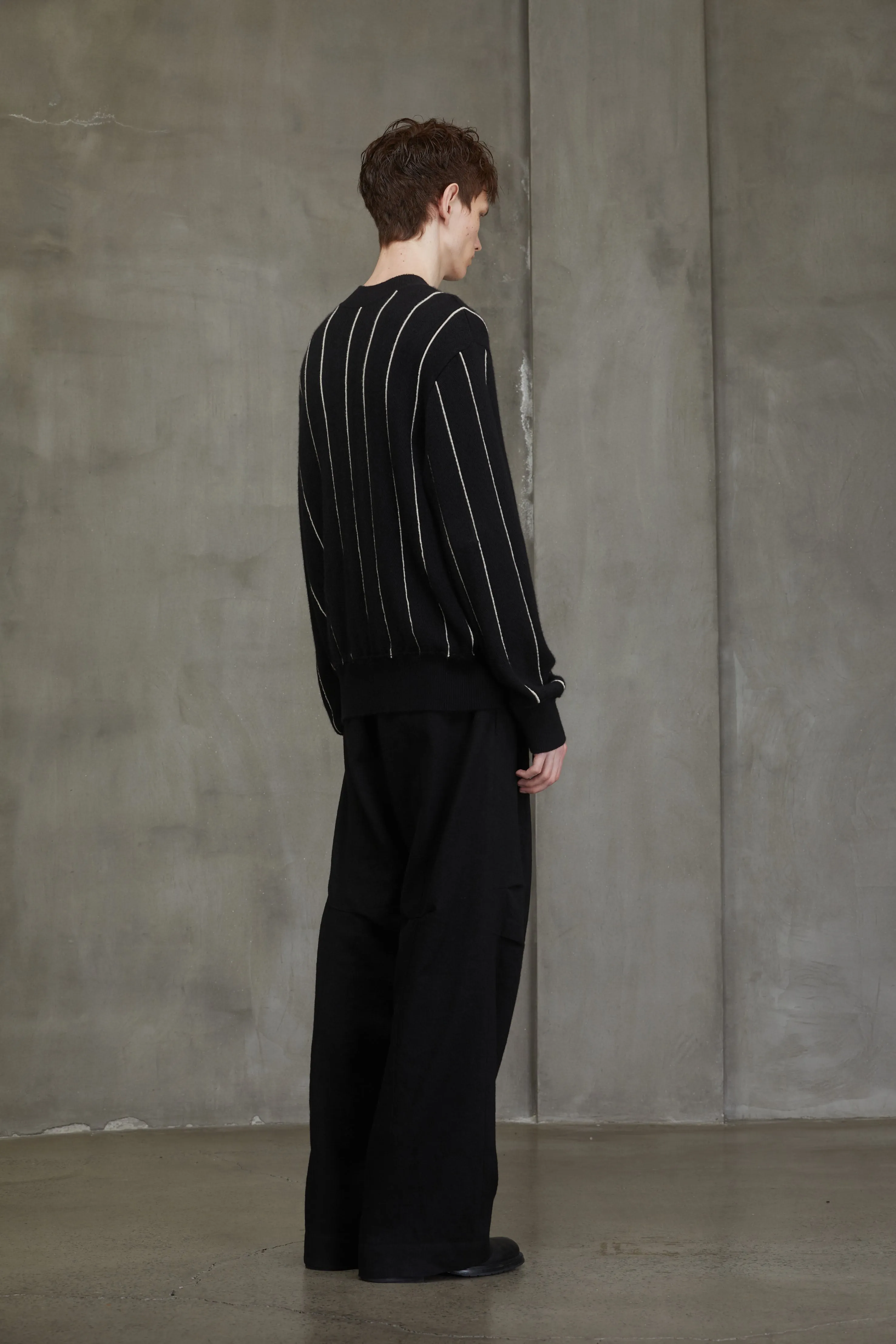 HIGH NECK BUTTONED PULL OVER sold by ziggy chen product image thumbnail 4