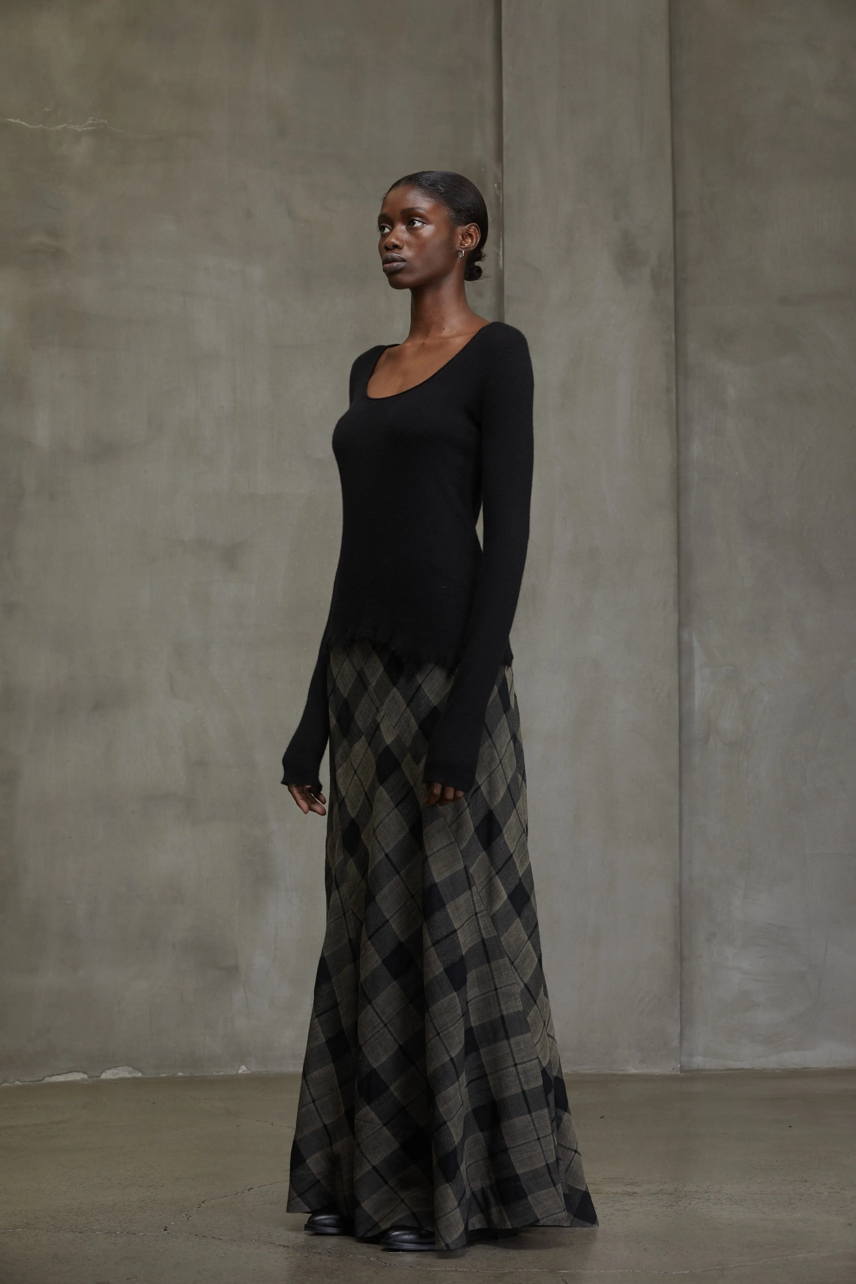 SCOOP NECK RIBBED PULL OVER sold by ziggy chen product image thumbnail 2