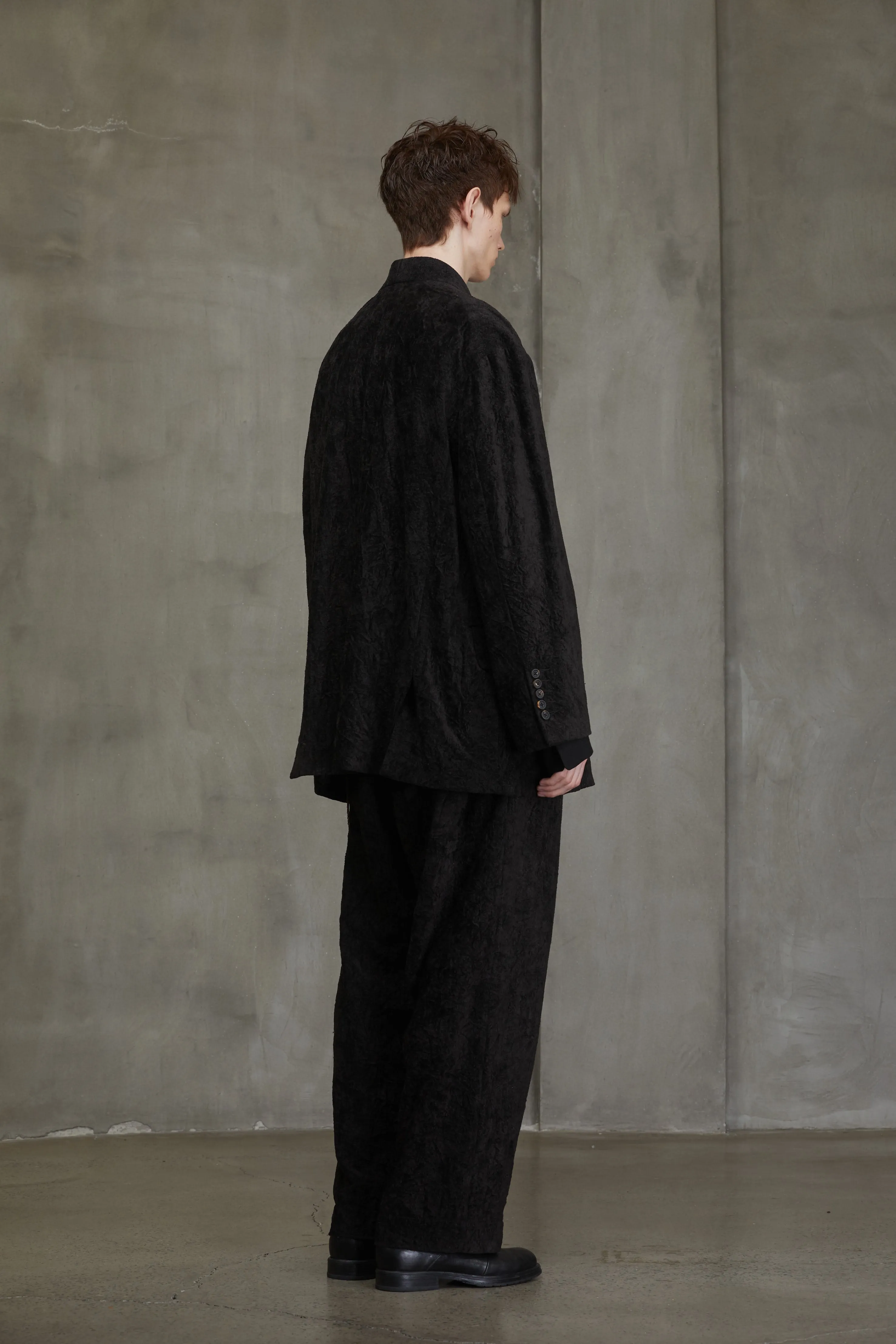 VELVET SHORT ROBE JACKET sold by ziggy chen product image thumbnail 4