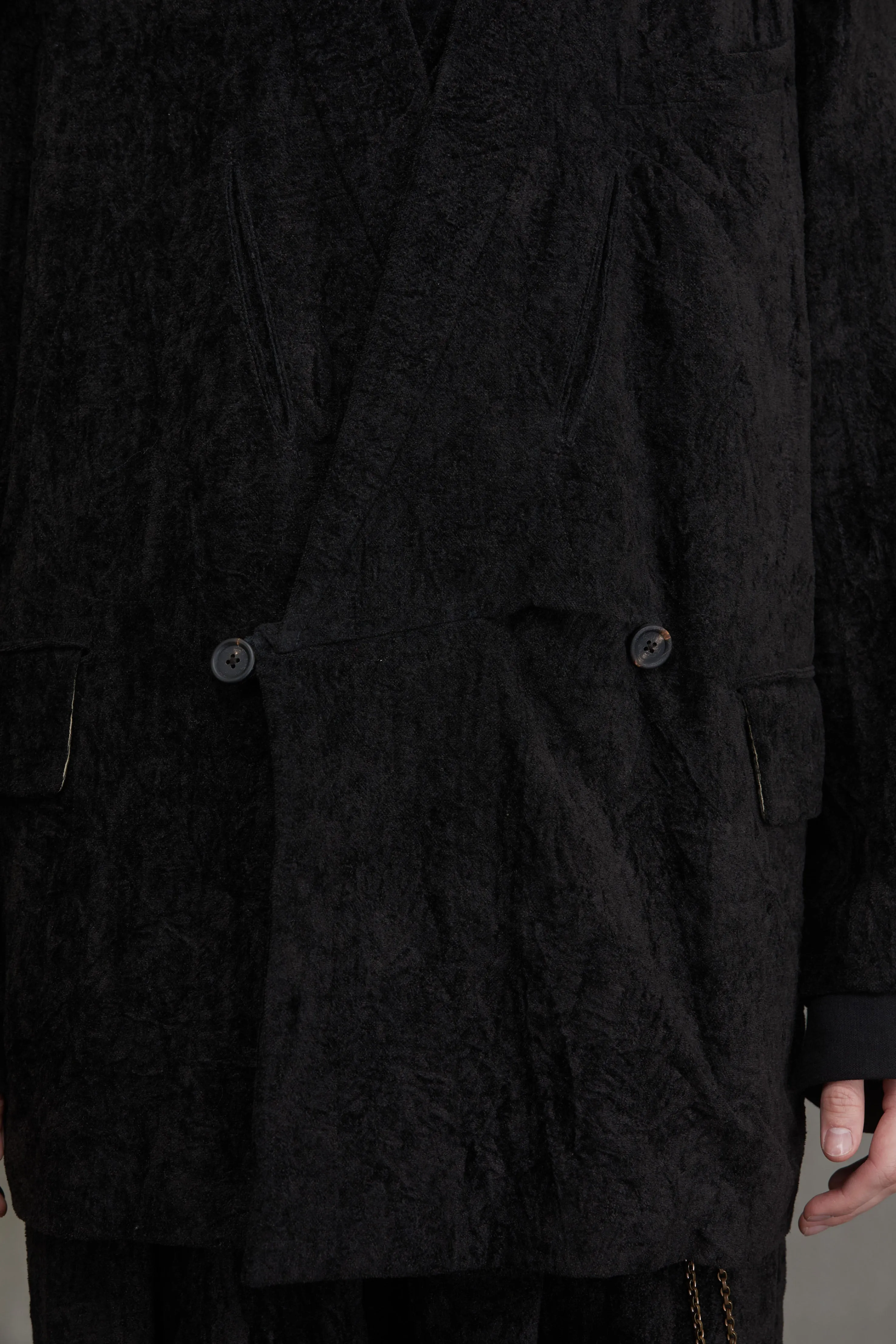 VELVET SHORT ROBE JACKET sold by ziggy chen product image thumbnail 5