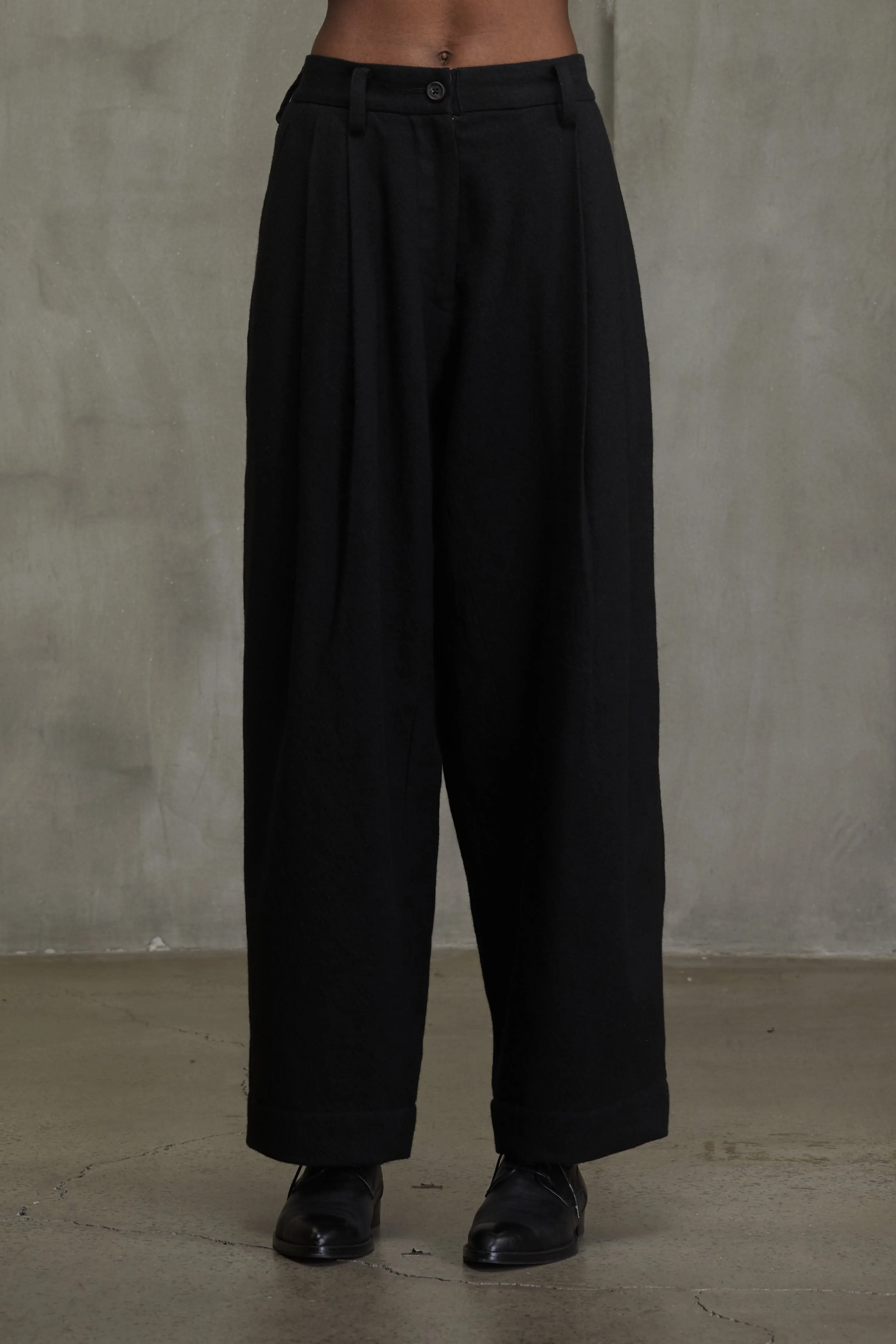 PLEATED TROUSERS sold by ziggy chen