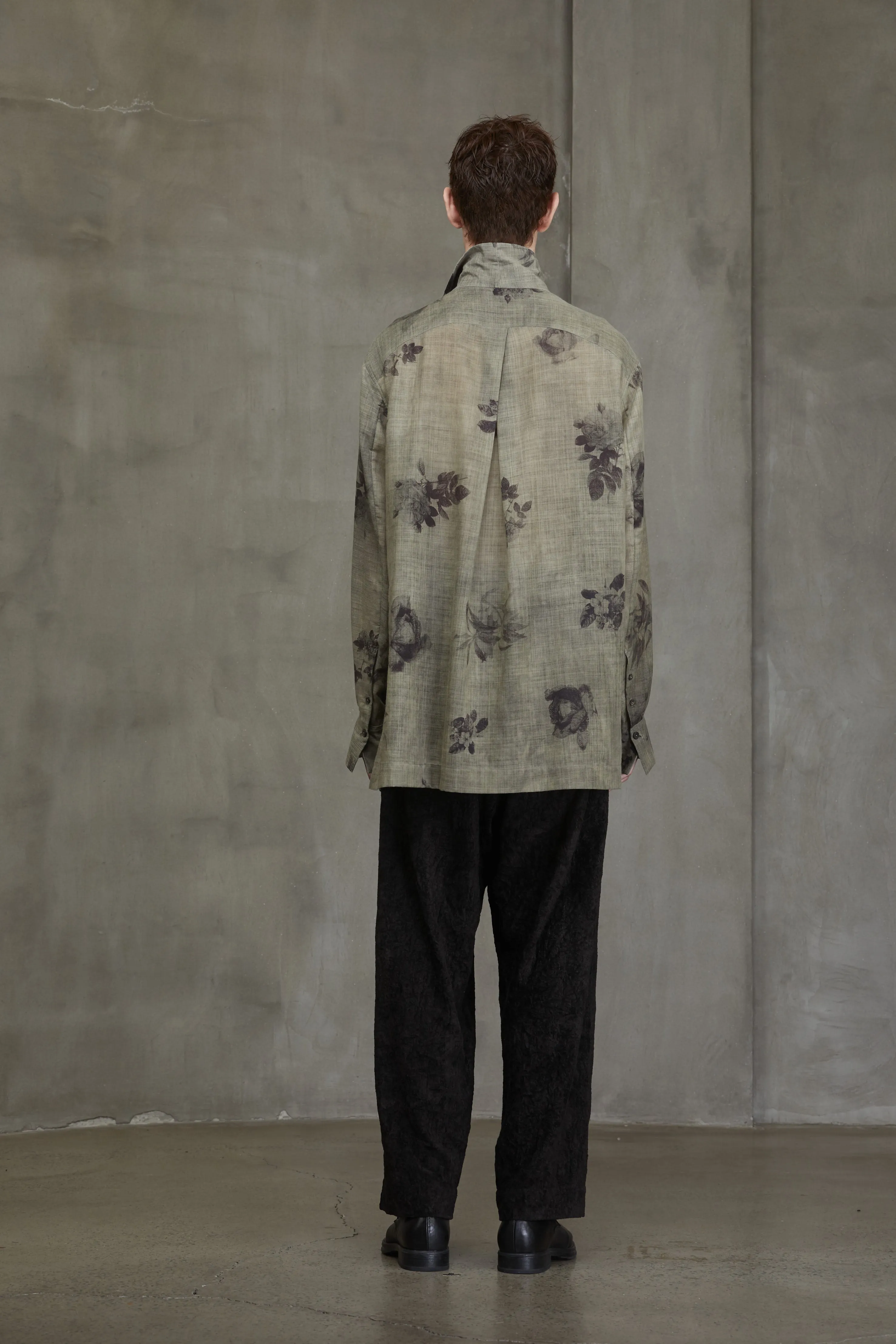 ASYMMETRIC HIGH COLLAR SHIRT sold by ziggy chen product image thumbnail 4