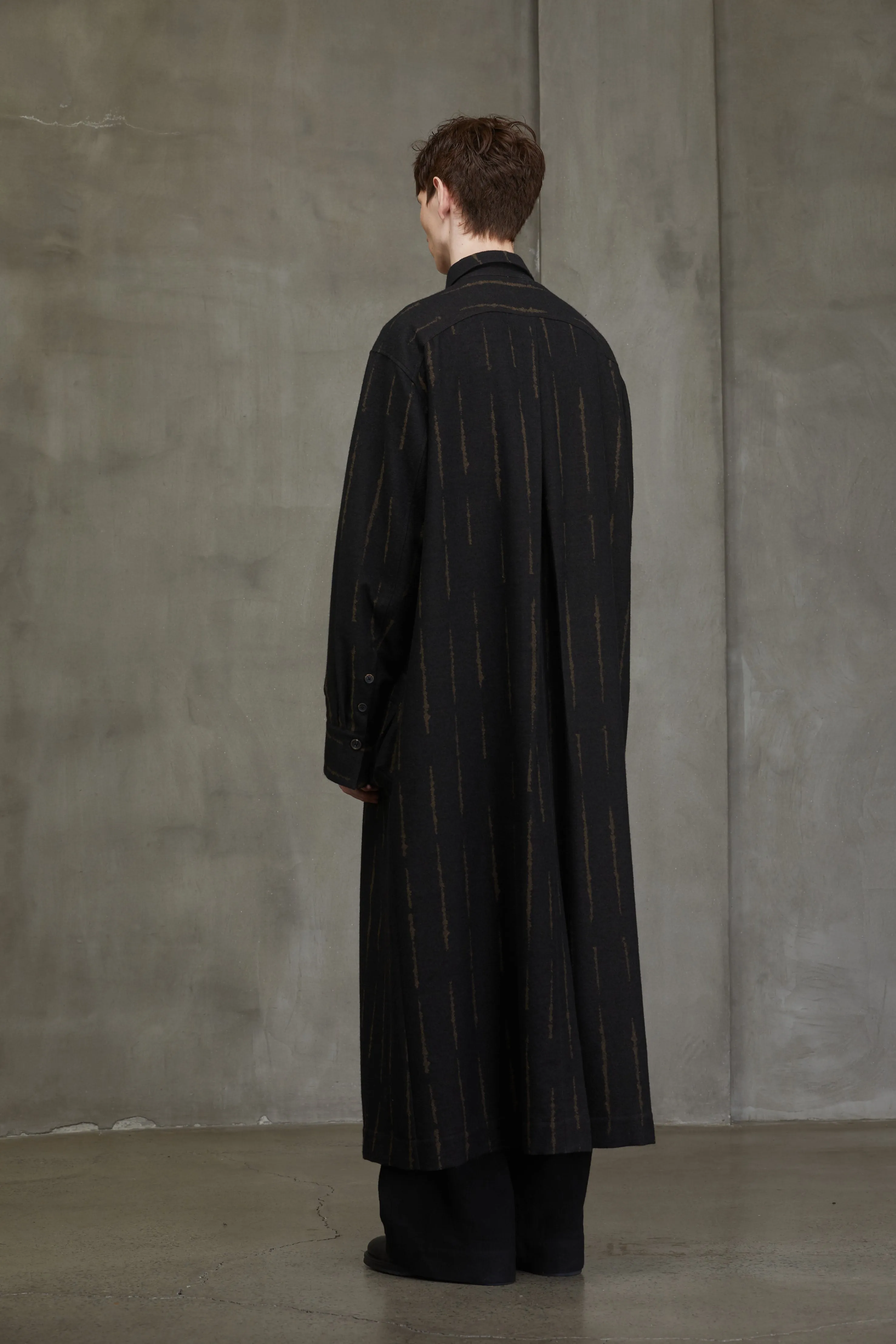 PLEATED LONG SHIRT sold by ziggy chen product image thumbnail 3