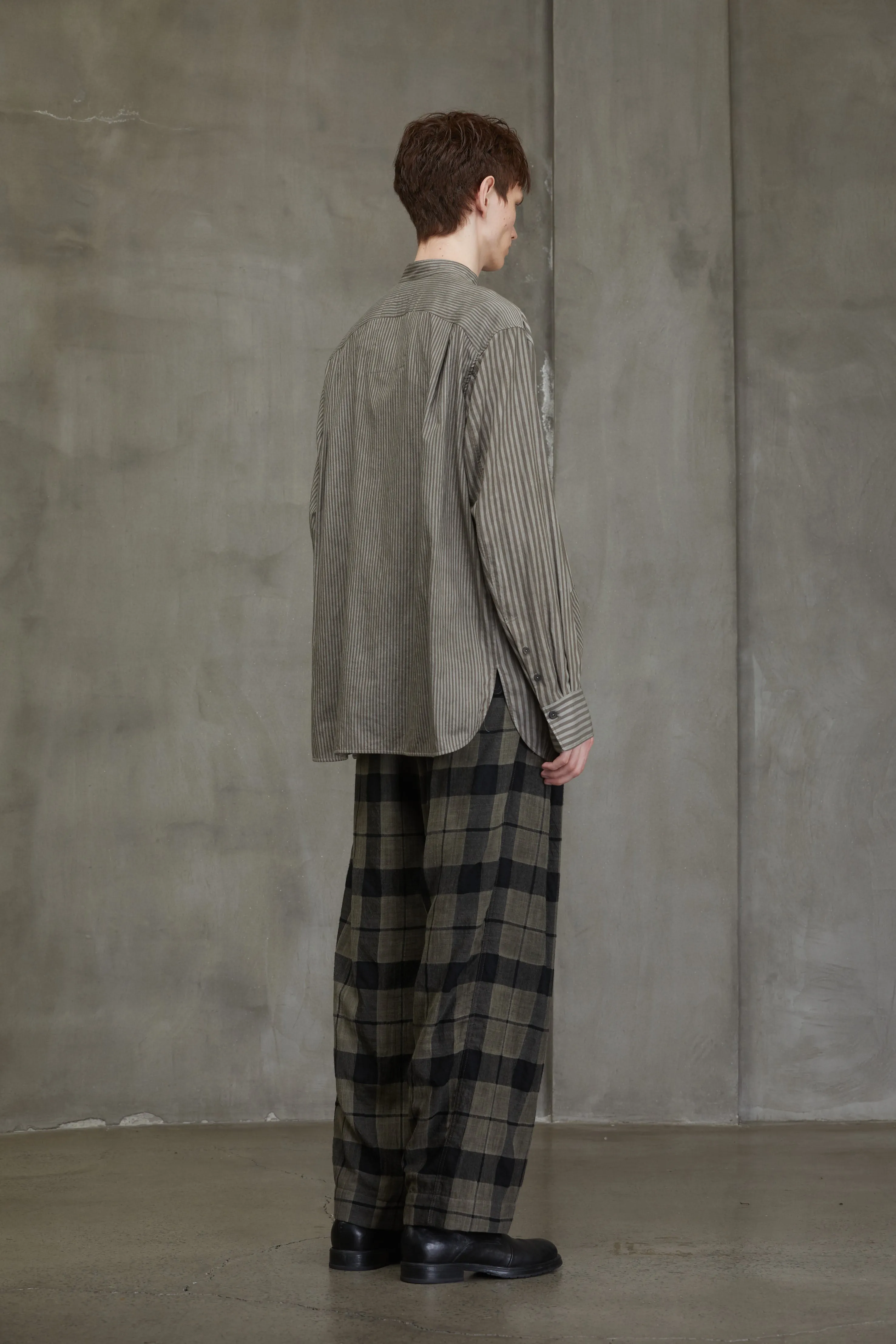 ASYMMETRIC PLEATED SHIRT sold by ziggy chen product image thumbnail 4