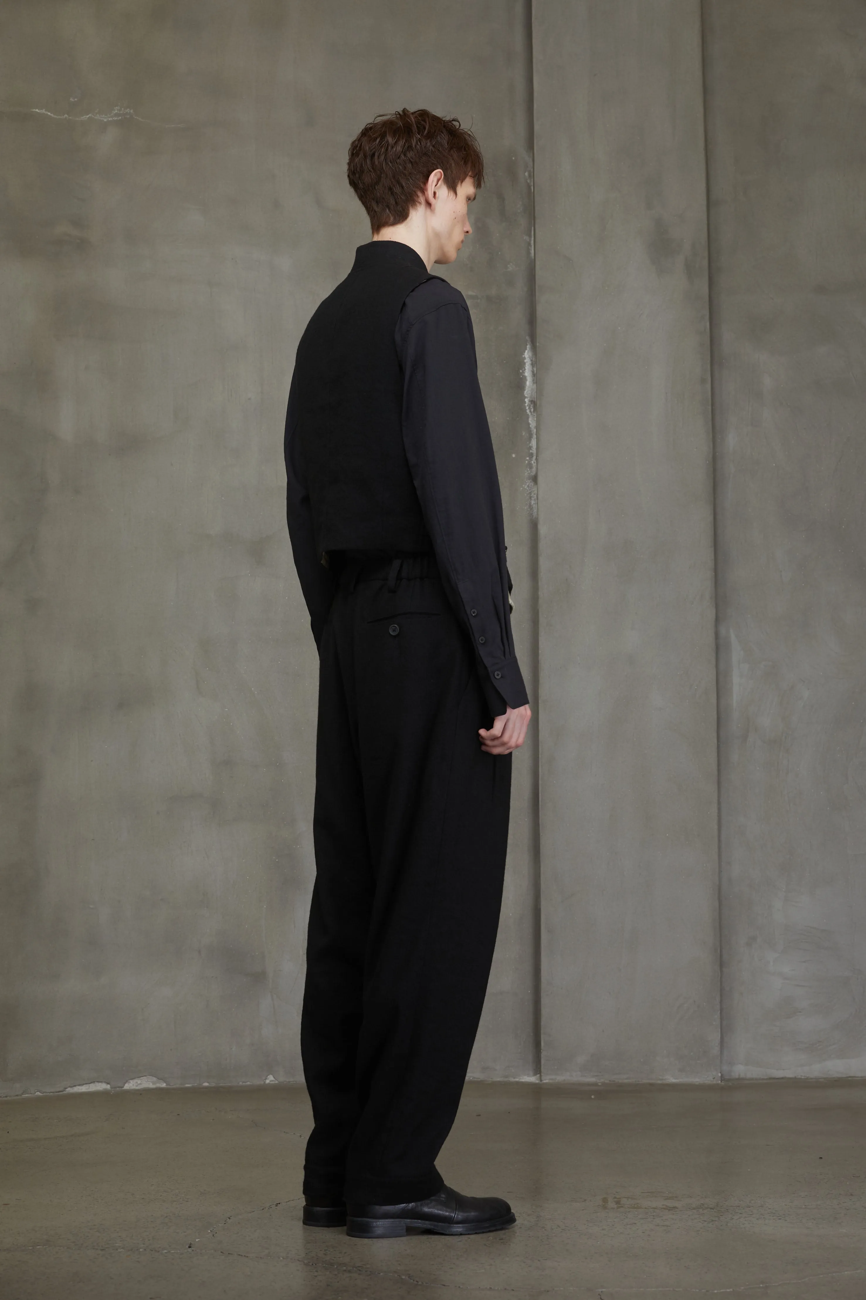 LAYERED POCKET WAISTCOAT sold by ziggy chen product image thumbnail 4