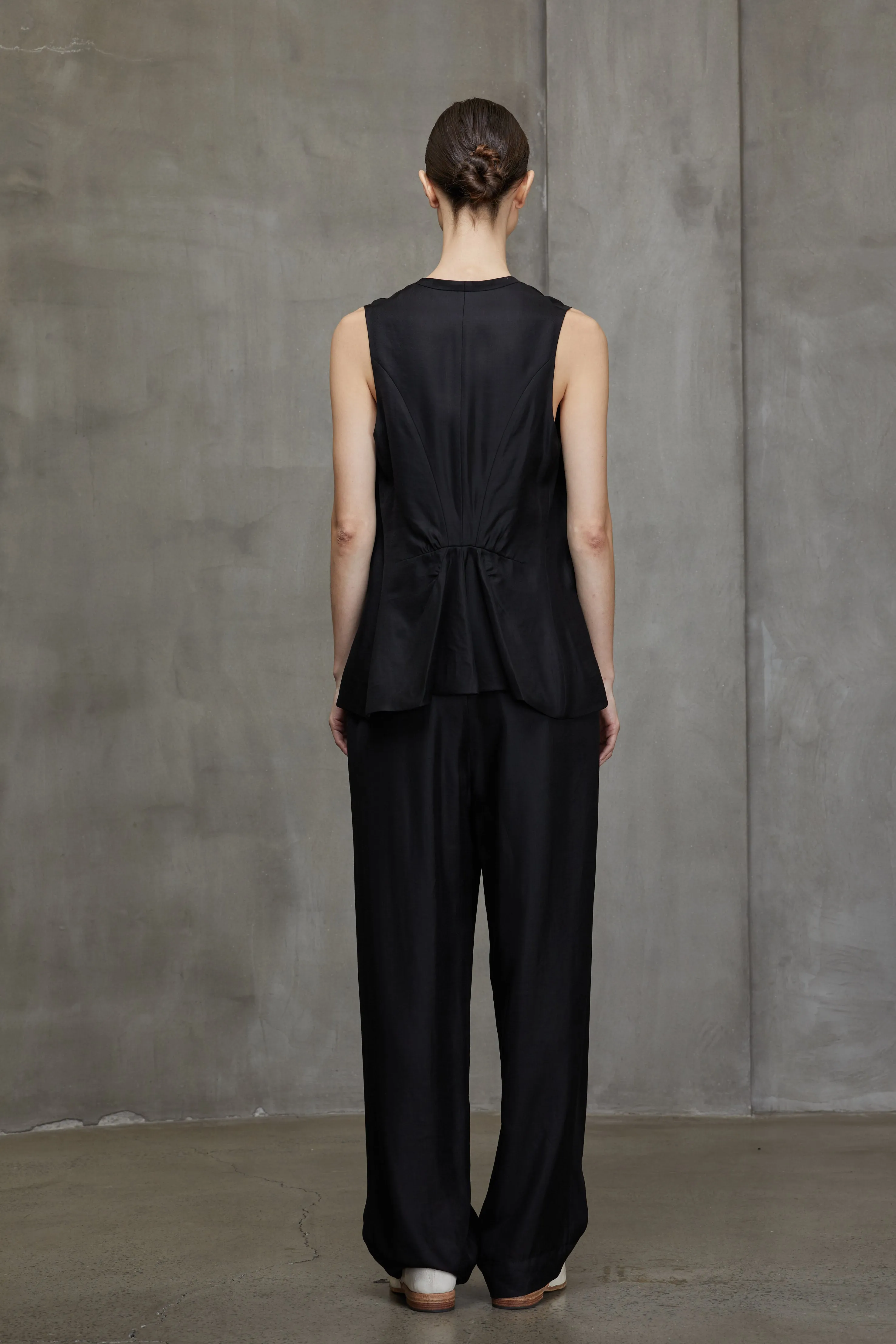 SINGLE BUTTON LONG WAISTCOAT sold by ziggy chen product image thumbnail 4