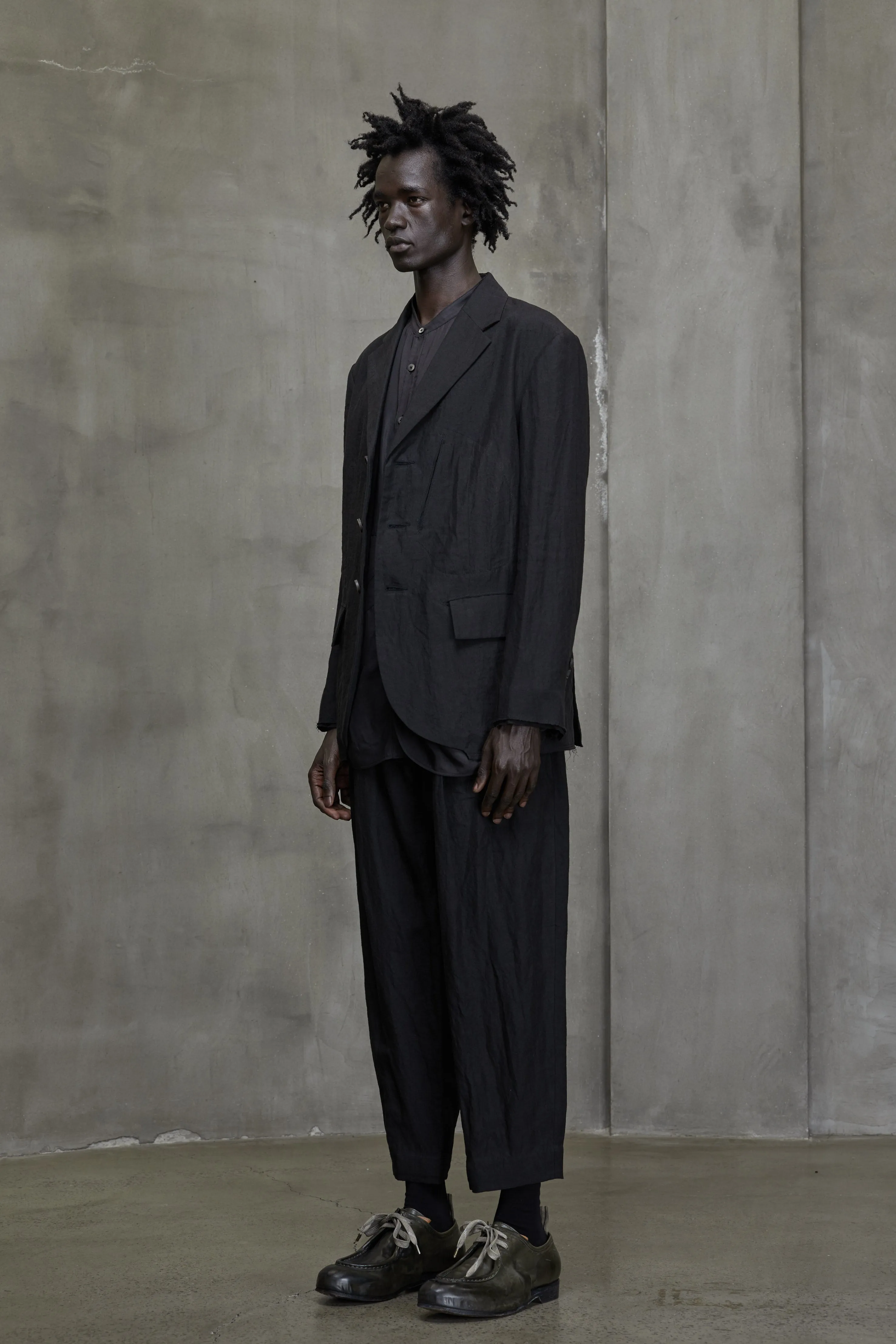 THREE BUTTON BLAZER sold by ziggy chen product image thumbnail 2