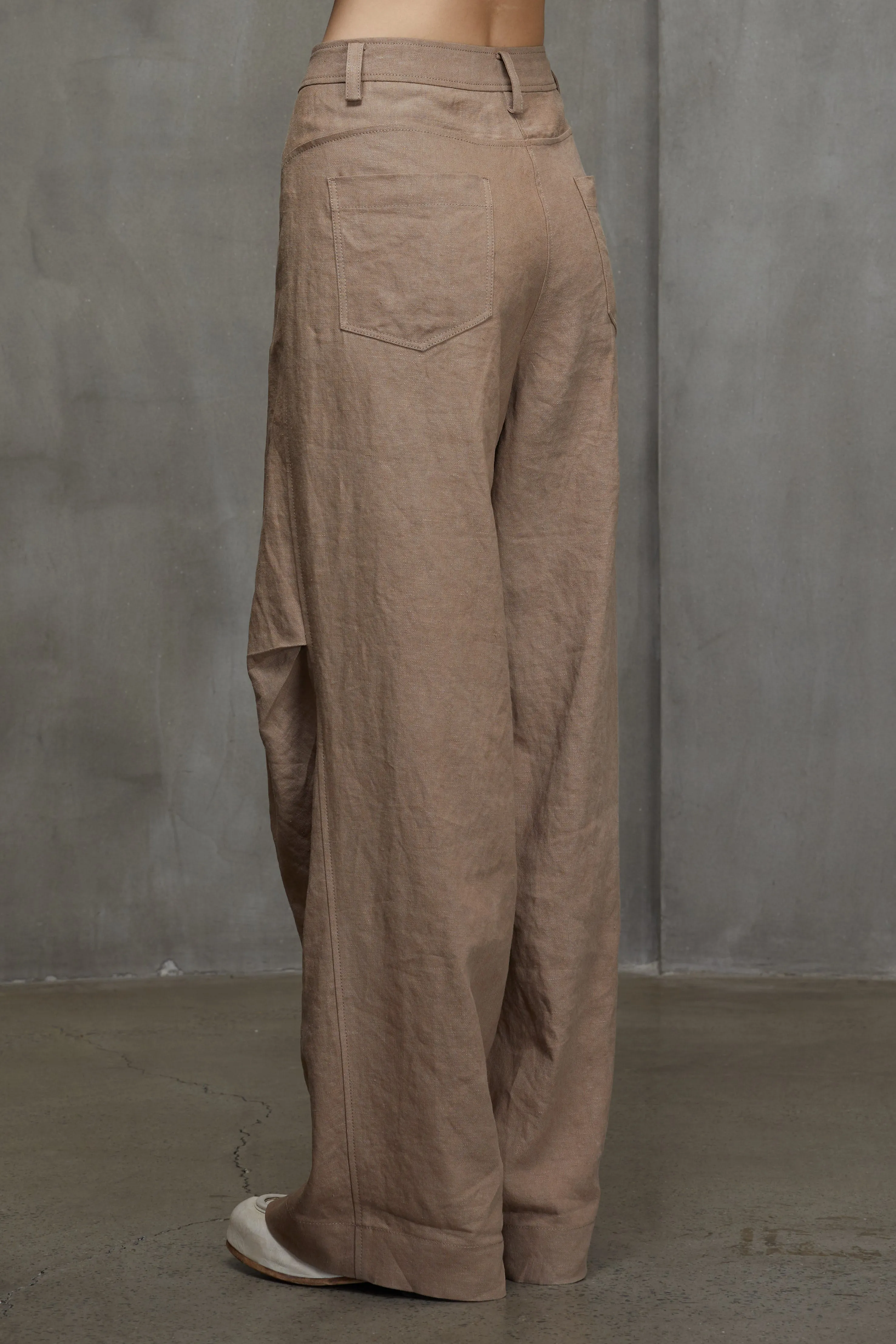 ARTICULATED KNEE WIDE LEG TROUSERS sold by ziggy chen product image thumbnail 3