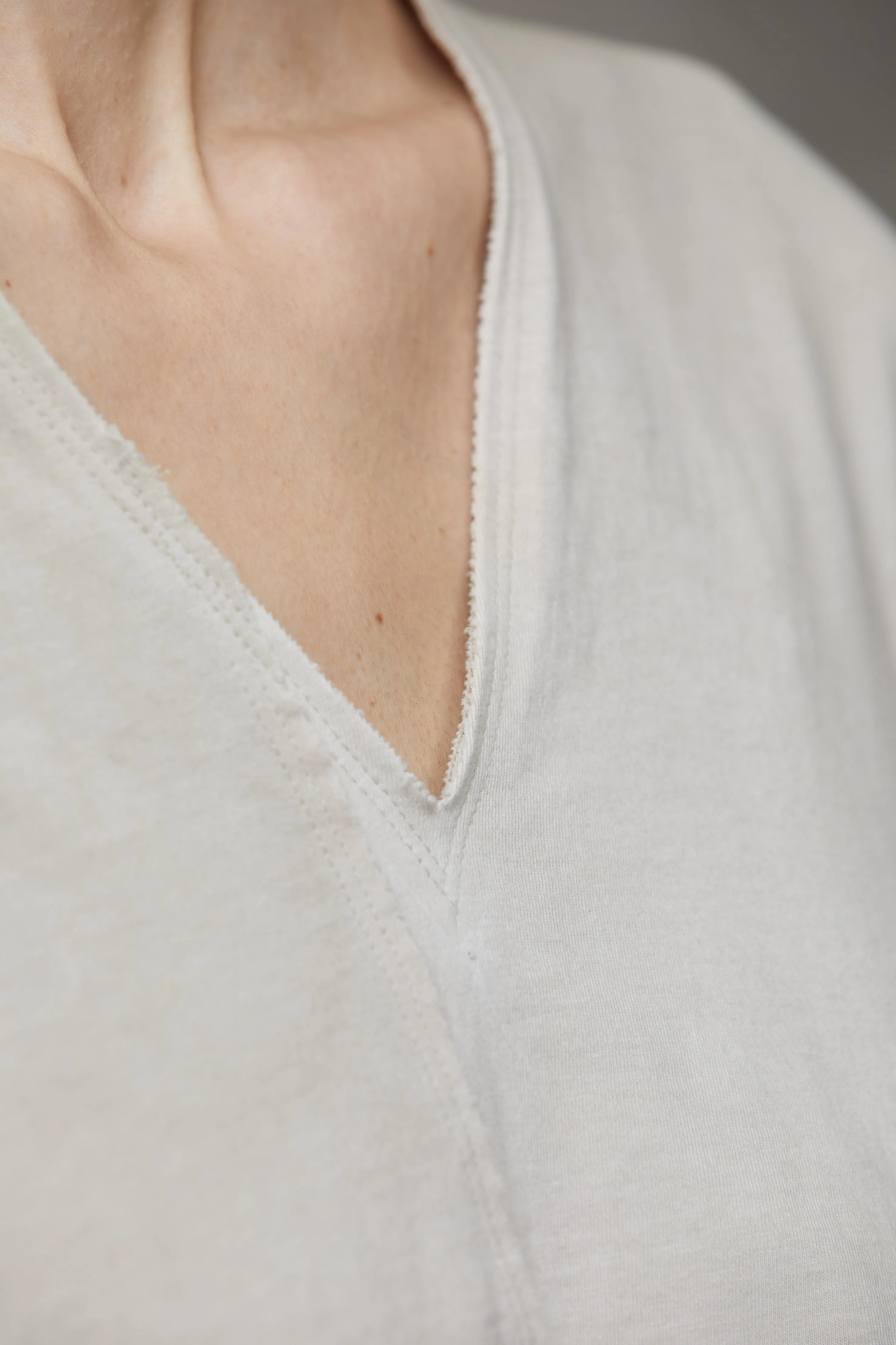 DECONSTRUCTED ASYMMETRICAL T-SHIRT sold by ziggy chen product image thumbnail 5