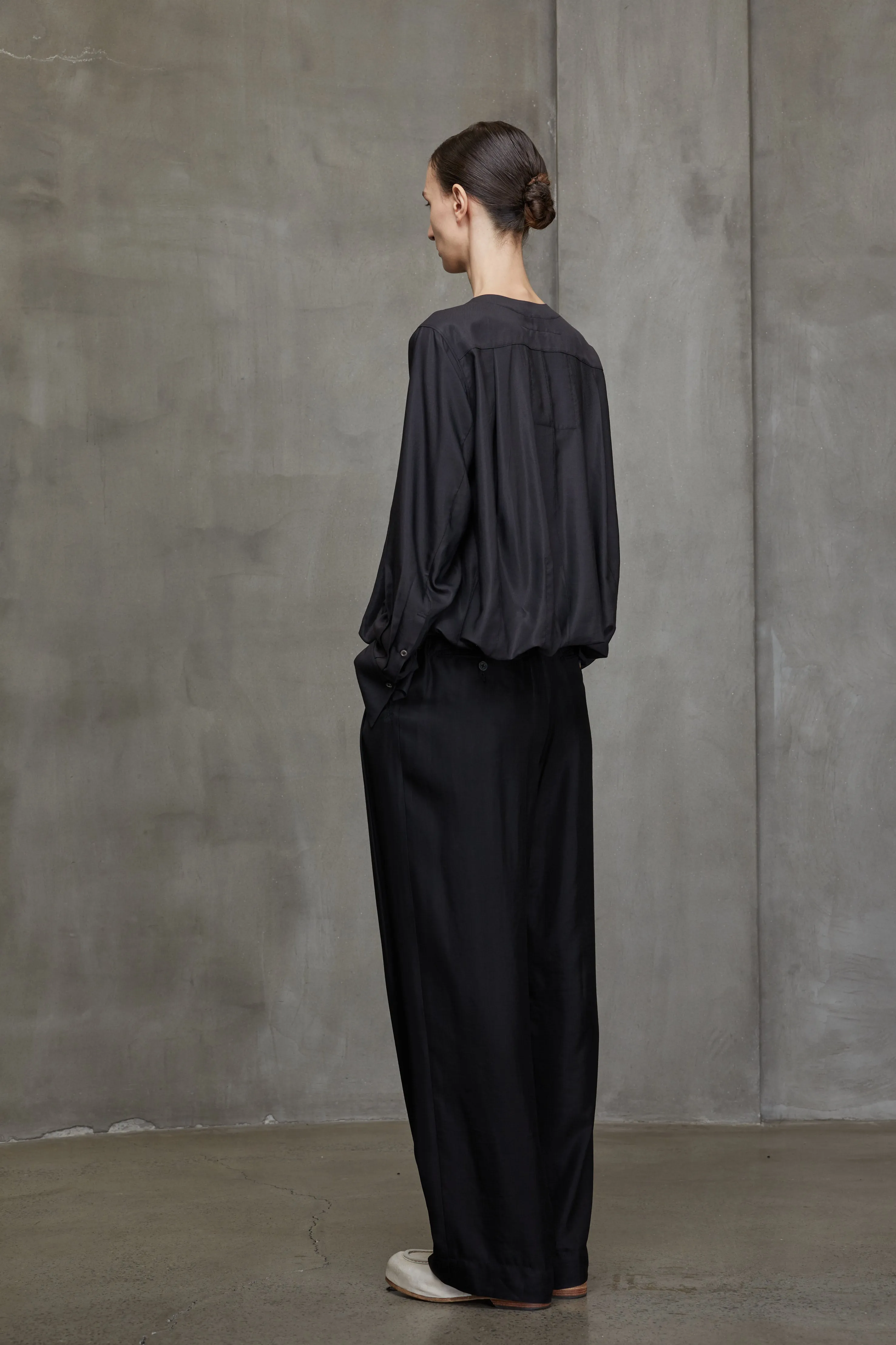 SHIRRED LIGHT WEIGHT SHIRT sold by ziggy chen product image thumbnail 3