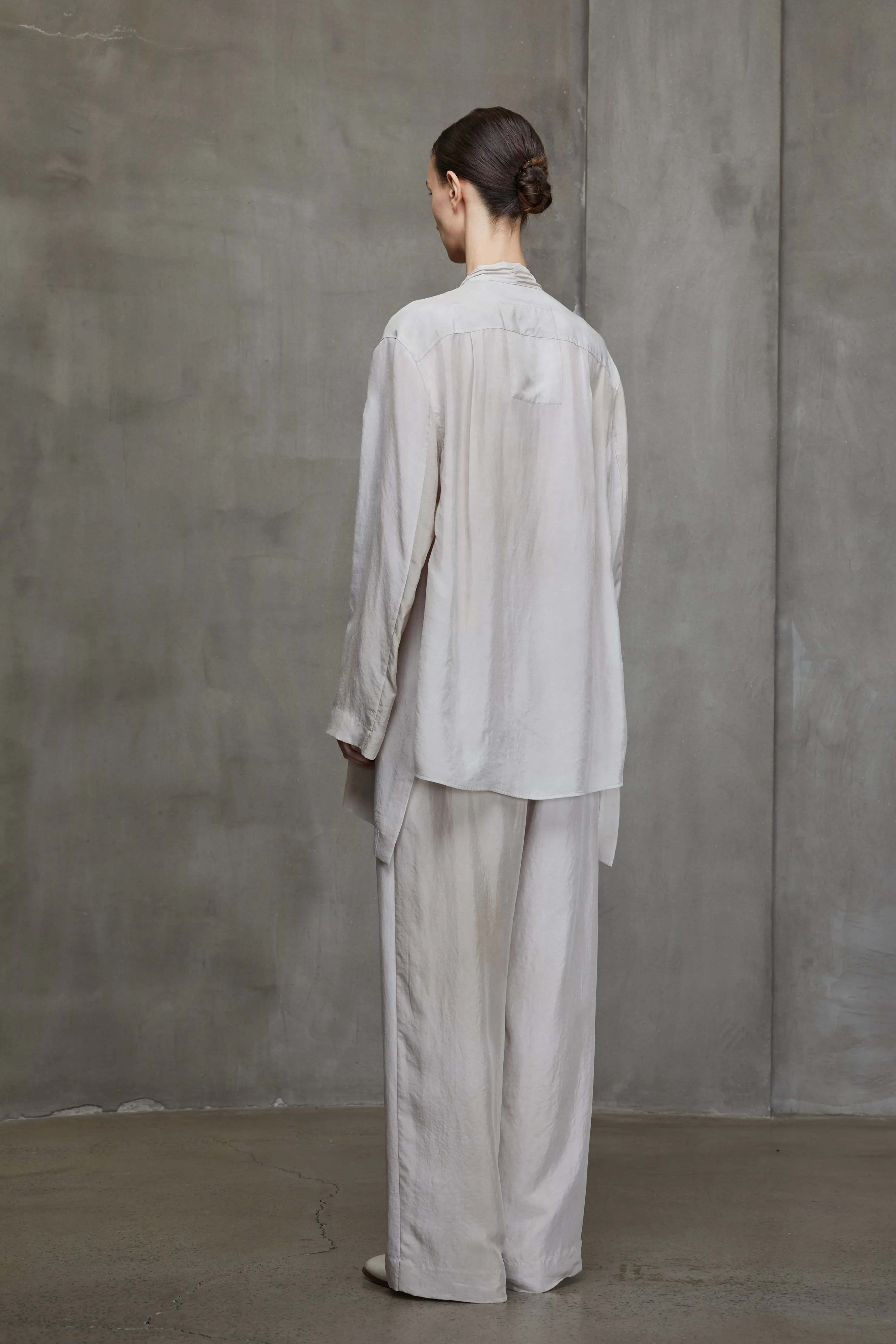 ASYMMETRICAL LONG SHIRT JACKET sold by ziggy chen product image thumbnail 3