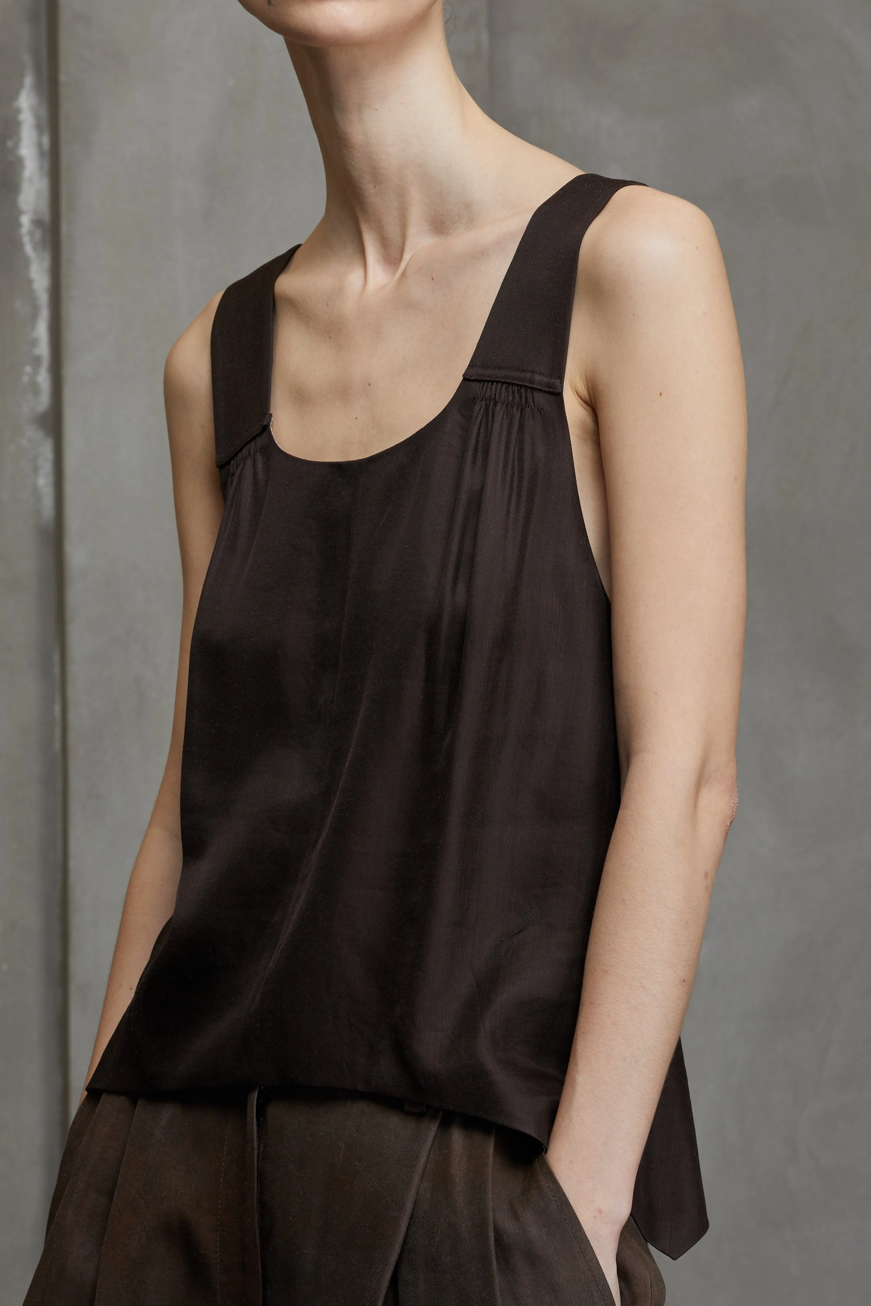 BACK STRAP HALTER TOP sold by ziggy chen product image thumbnail 5