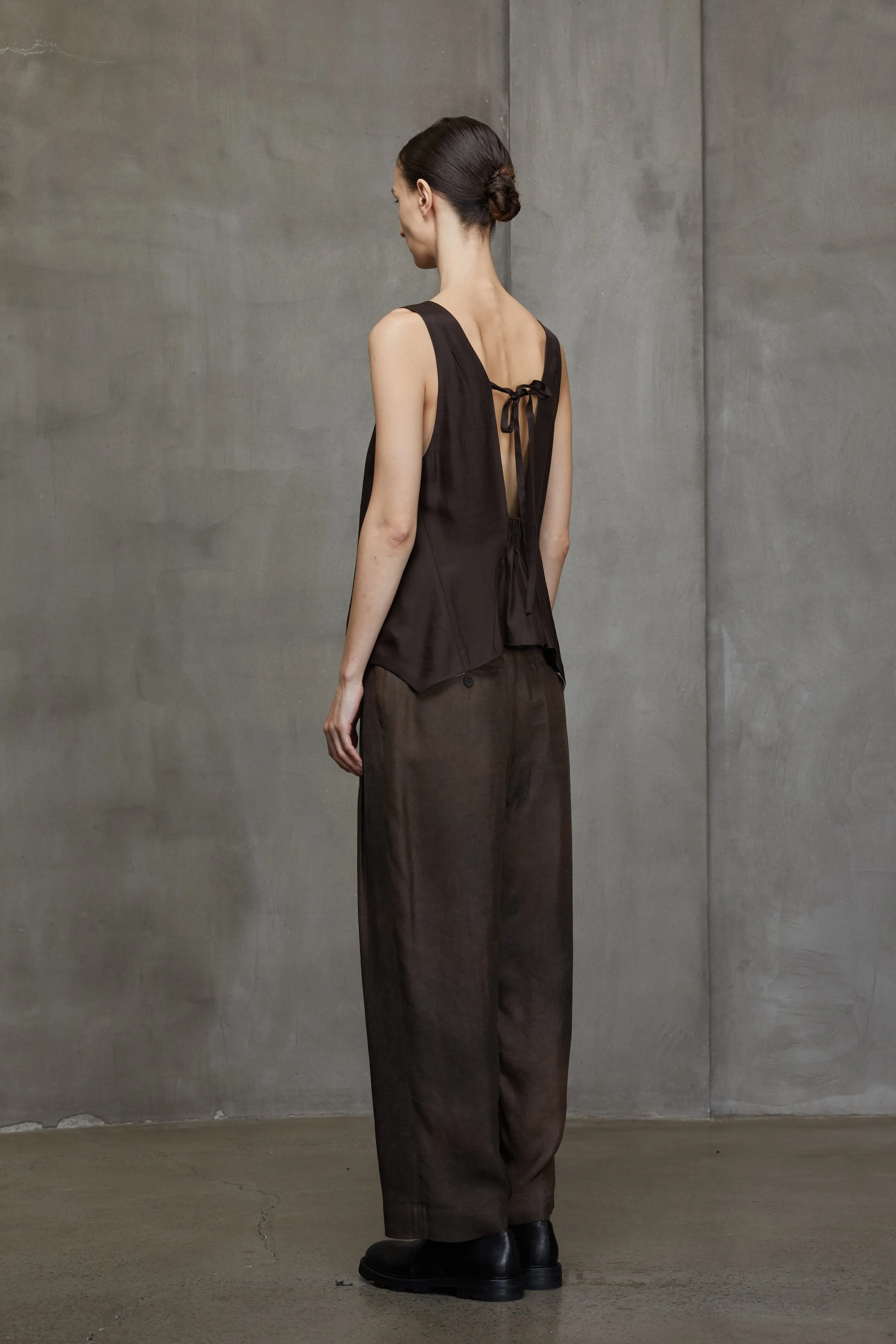 BACK STRAP HALTER TOP sold by ziggy chen product image thumbnail 3