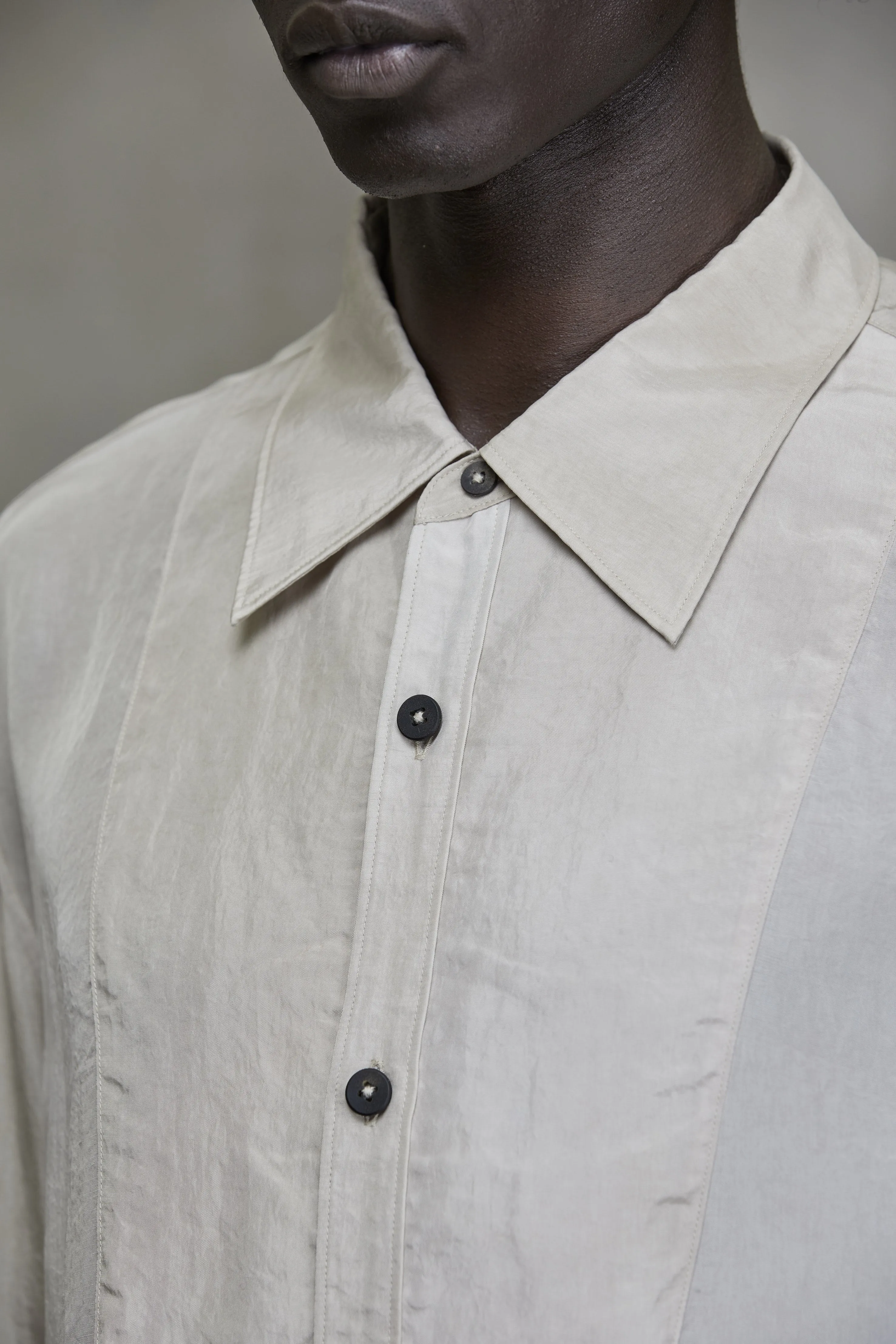 SYMMETRICAL FRONT PIECE SHIRT sold by ziggy chen product image thumbnail 5