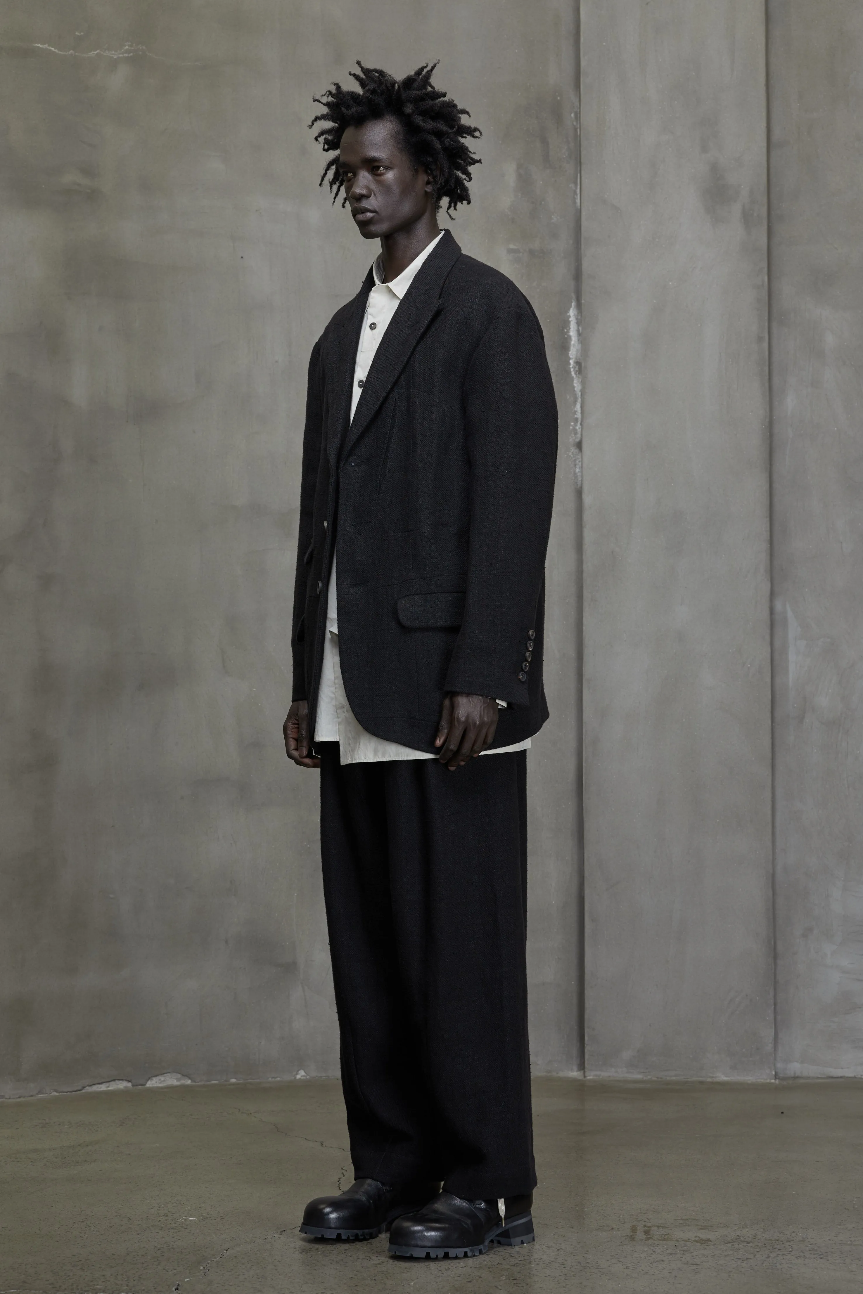 CLASSIC RAW EDGE SEAM BLAZER sold by ziggy chen product image thumbnail 2