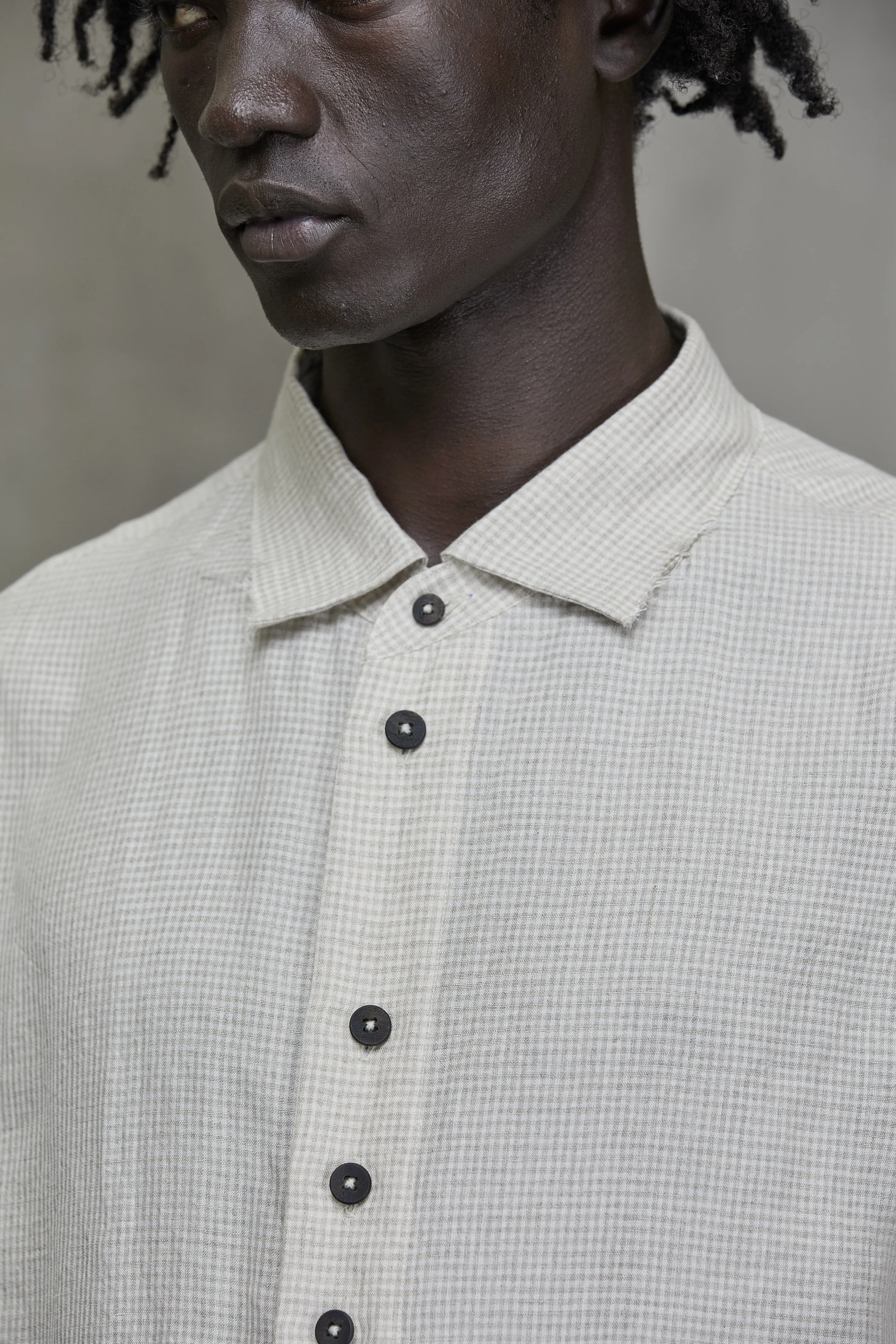 DISTRESSED SLIM SHIRT sold by ziggy chen product image thumbnail 5