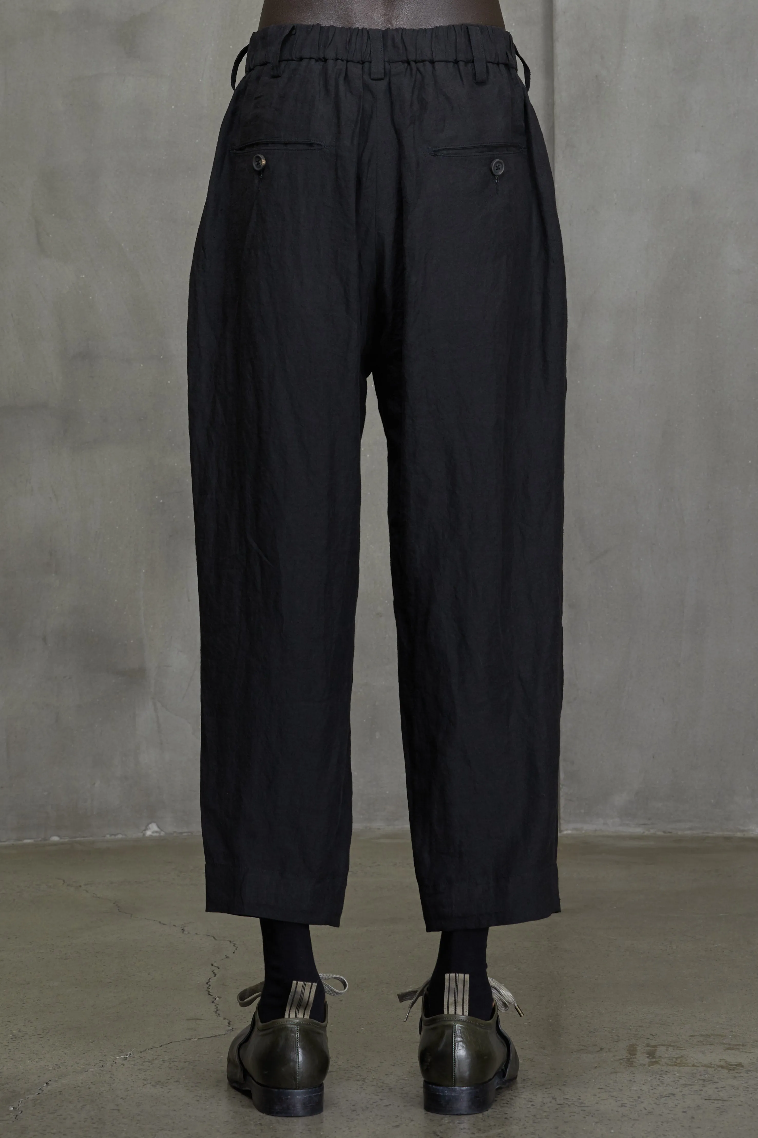PLEATED TAPERED CUT TROUSERS sold by ziggy chen product image thumbnail 4
