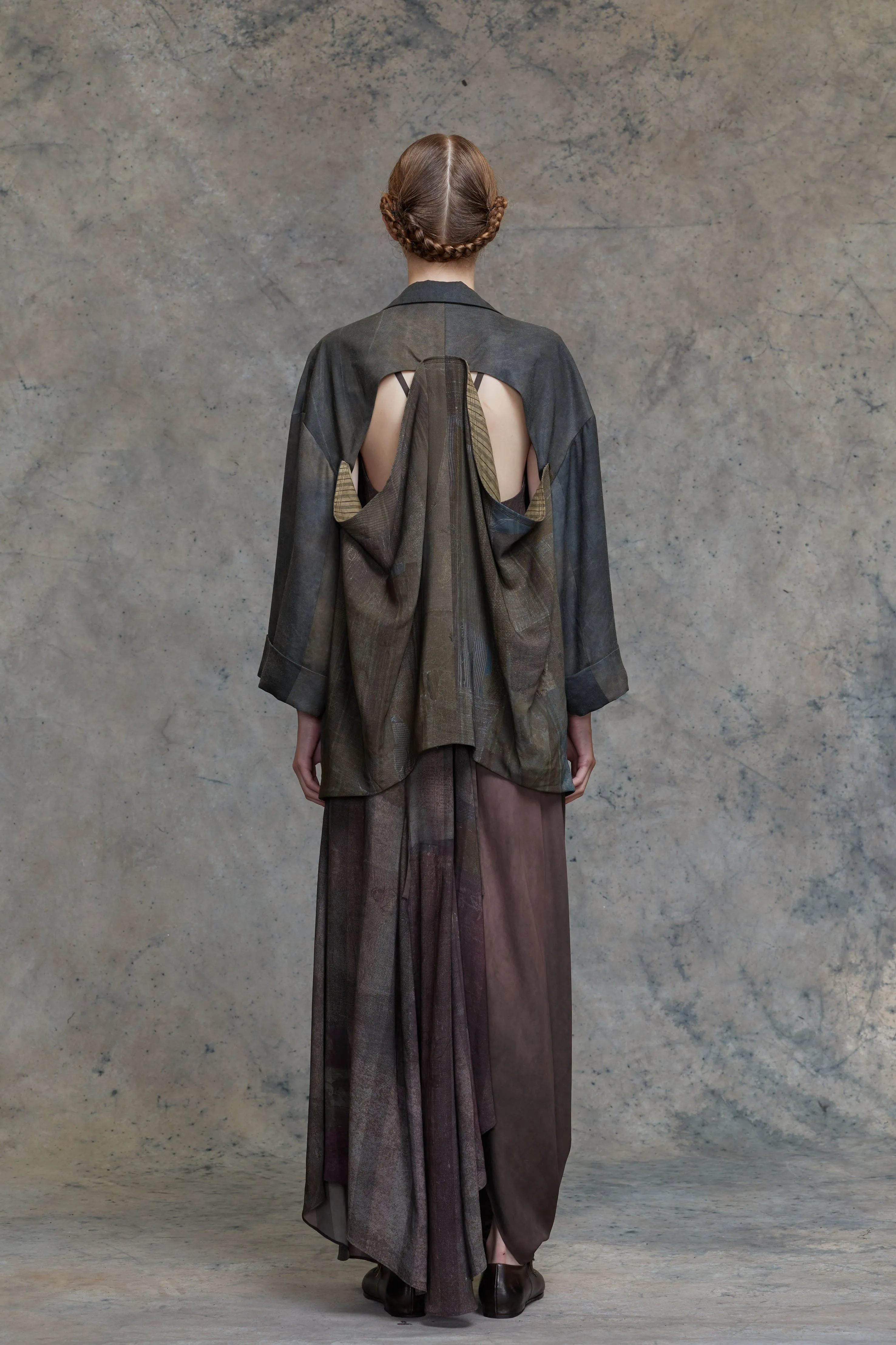 CUTOUT BACK MID SLEEVE JACKET sold by ziggy chen product image thumbnail 4