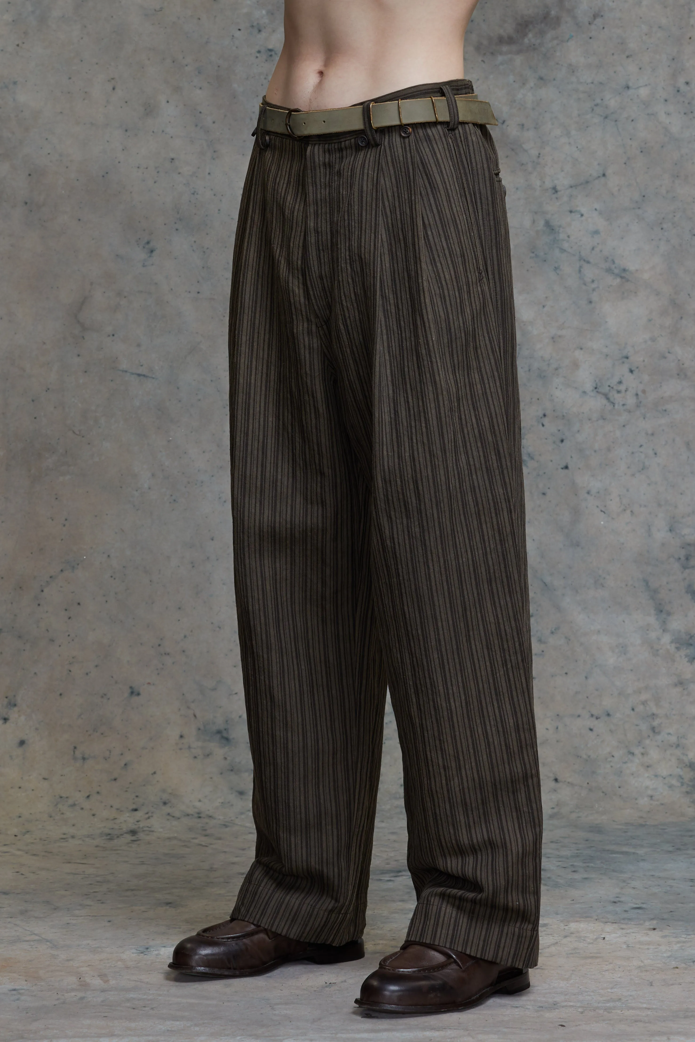 VINTAGE BRASS ROUND BUCKLE BELT sold by ziggy chen product image thumbnail 4