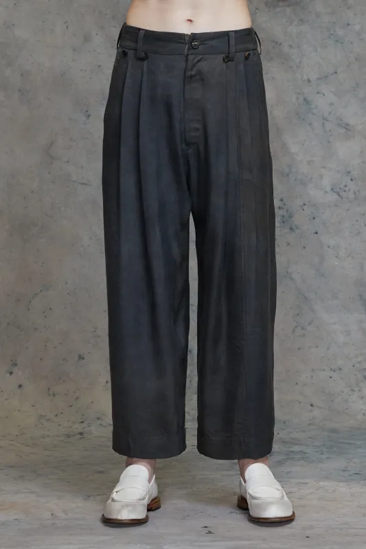 FRONT PLEAT TAPERED LONG TROUSERS sold by ziggy chen
